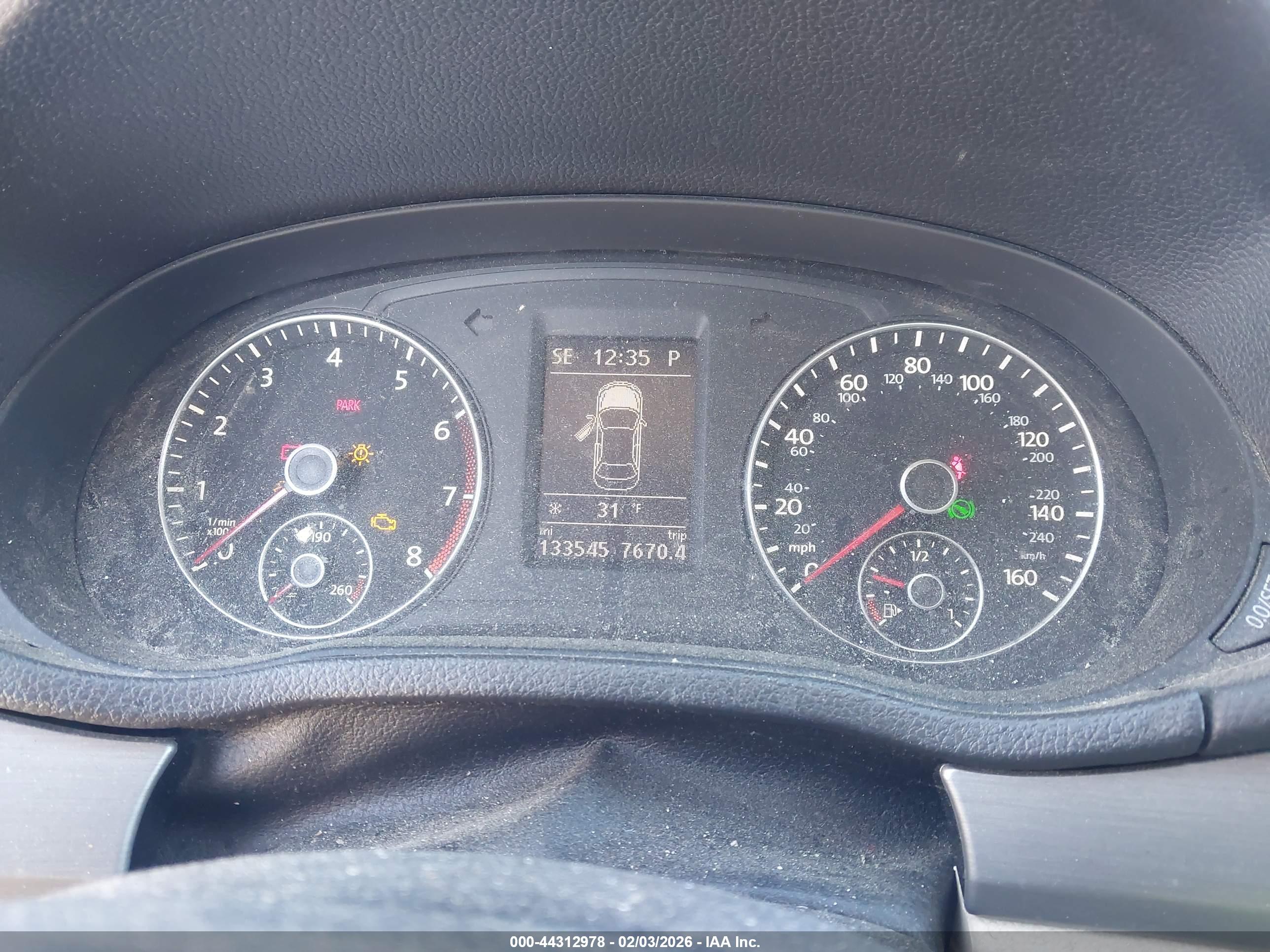 VOLKSWAGEN PASSAT image 7
