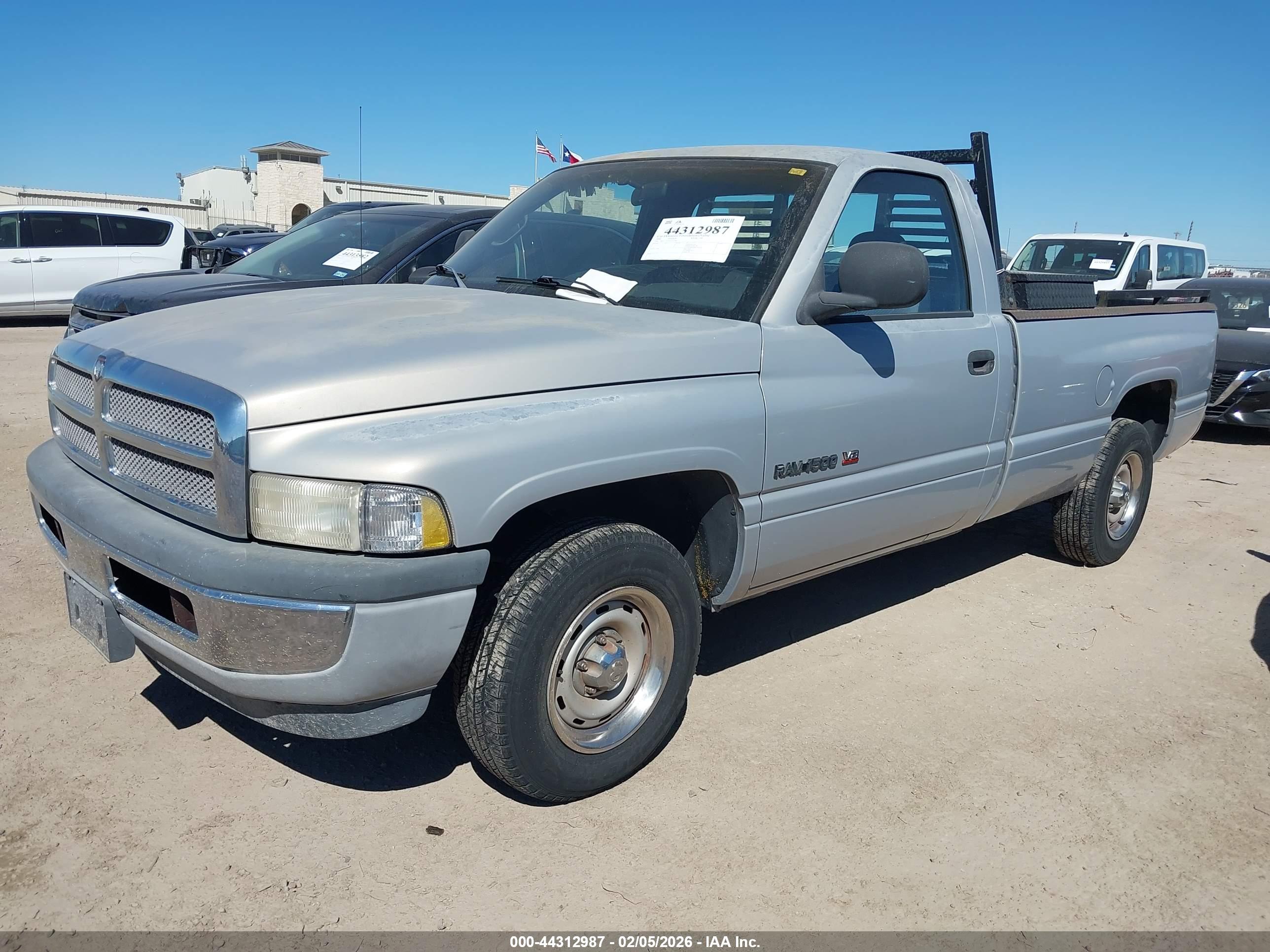 DODGE RAM image 2