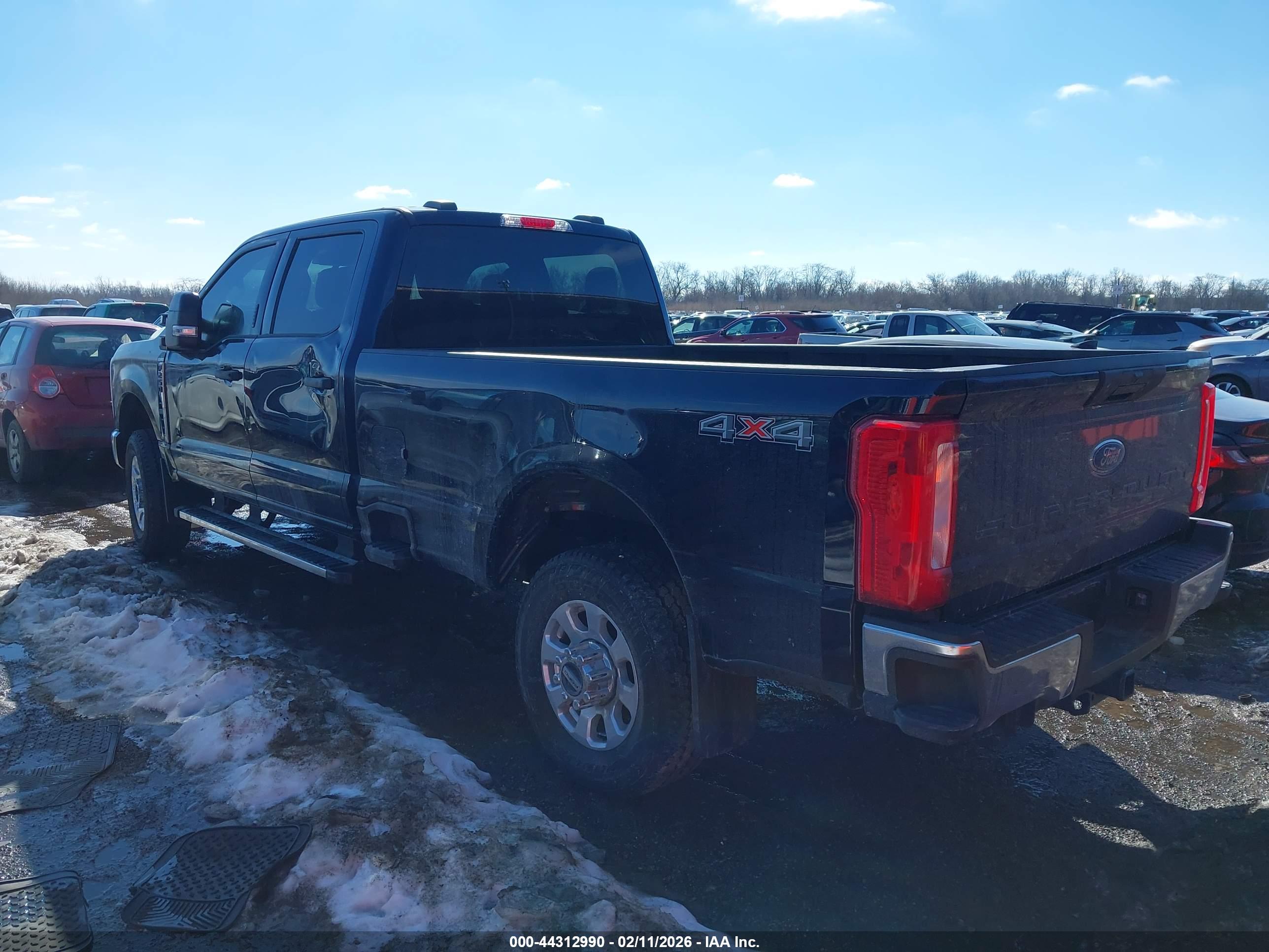 FORD F-250 image 3