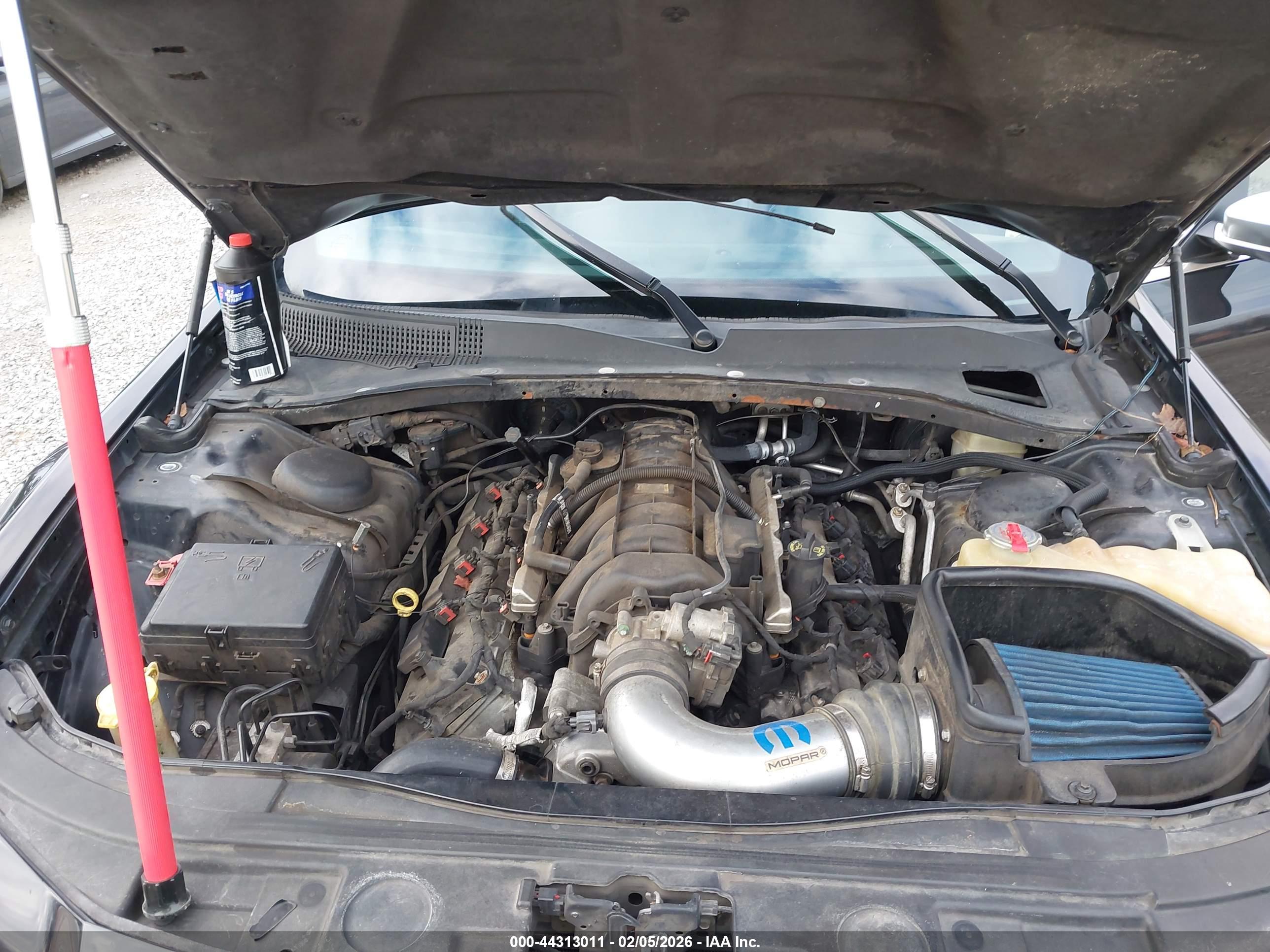 CHRYSLER 300C image 10