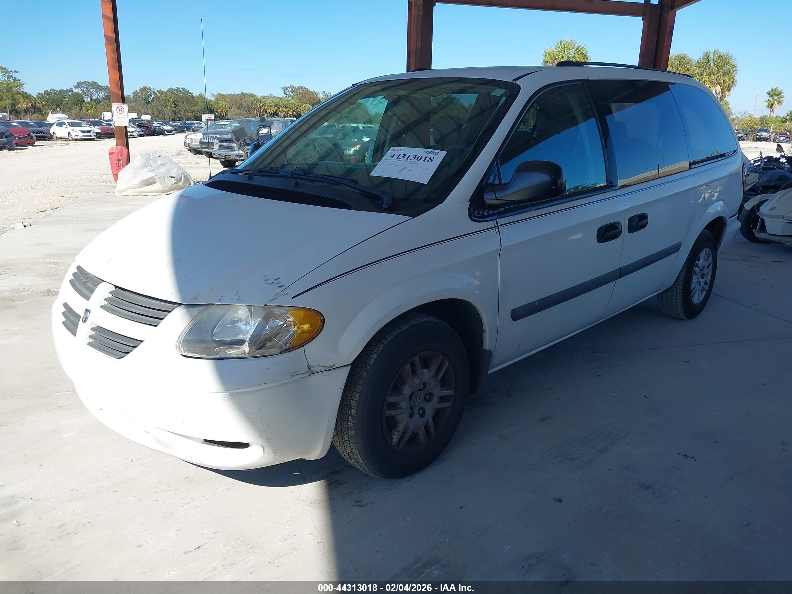 DODGE GRAND image 2
