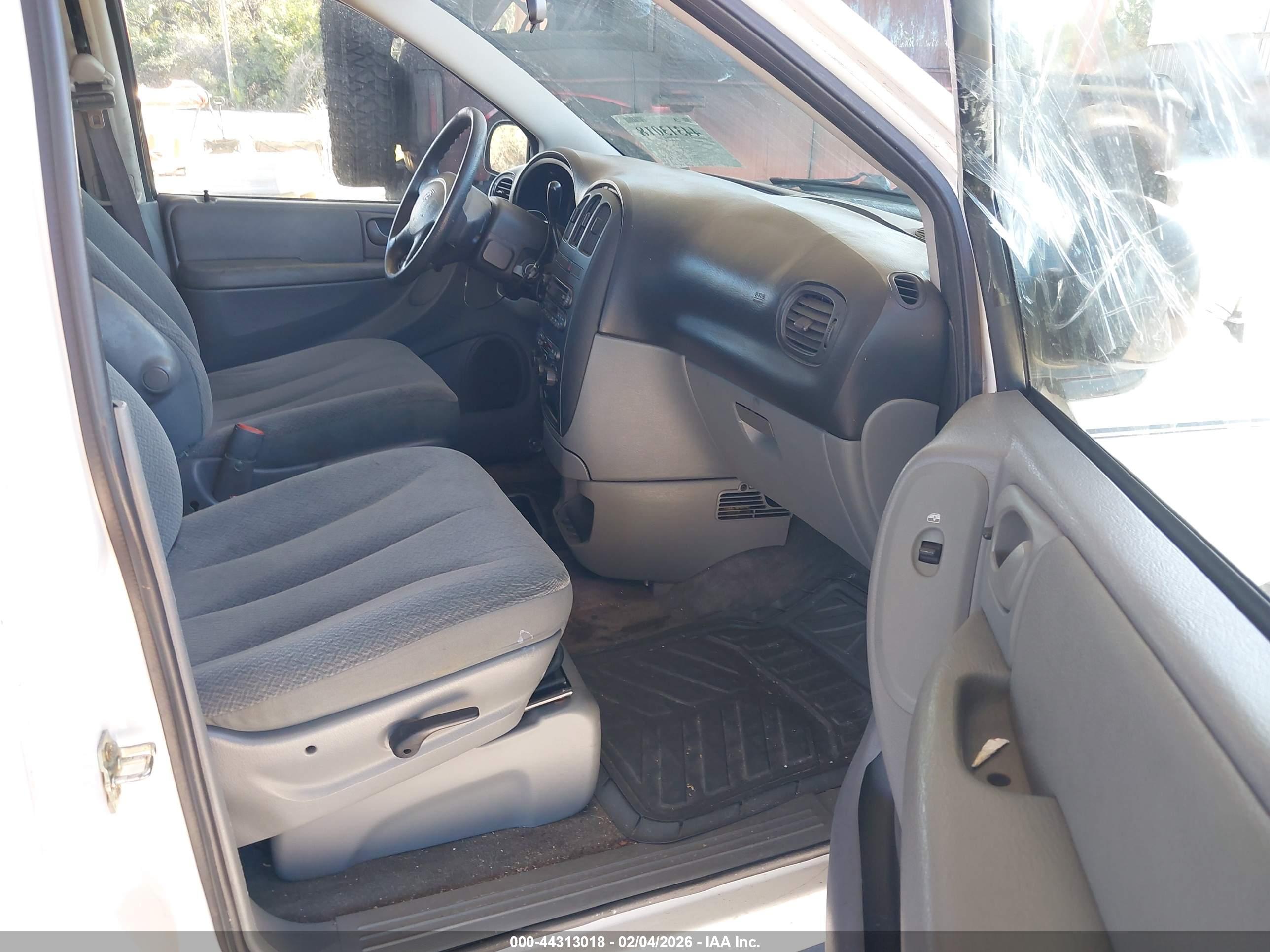DODGE GRAND image 5