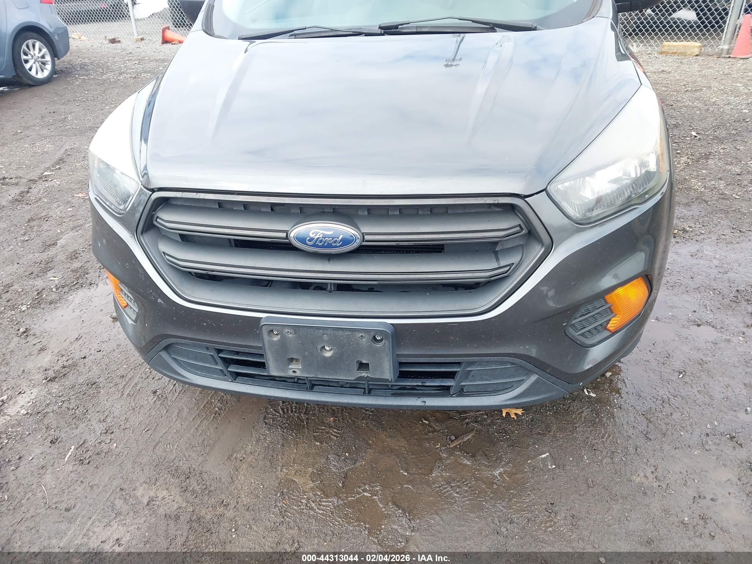 FORD ESCAPE image 6
