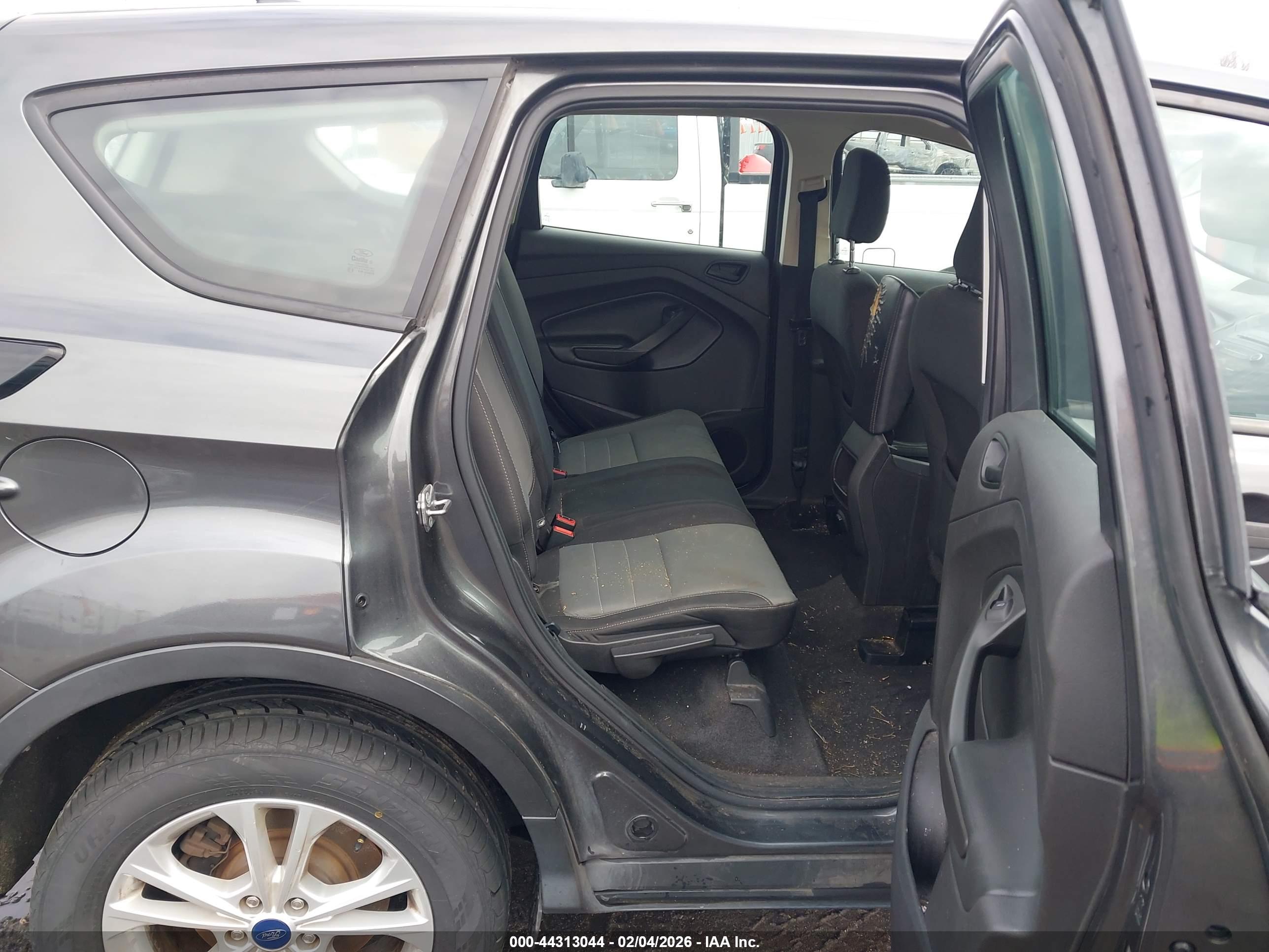 FORD ESCAPE image 8