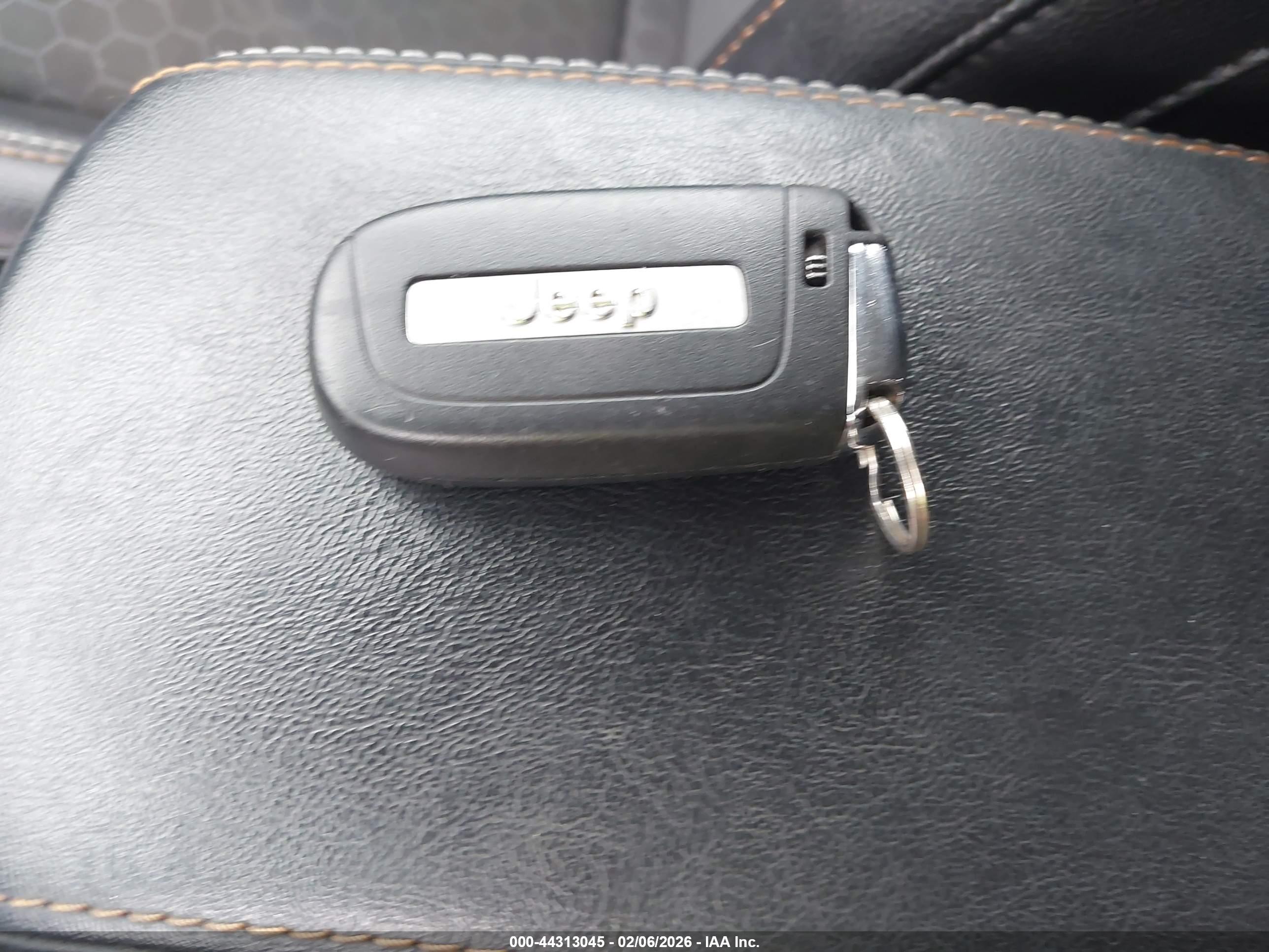 JEEP COMPASS image 11