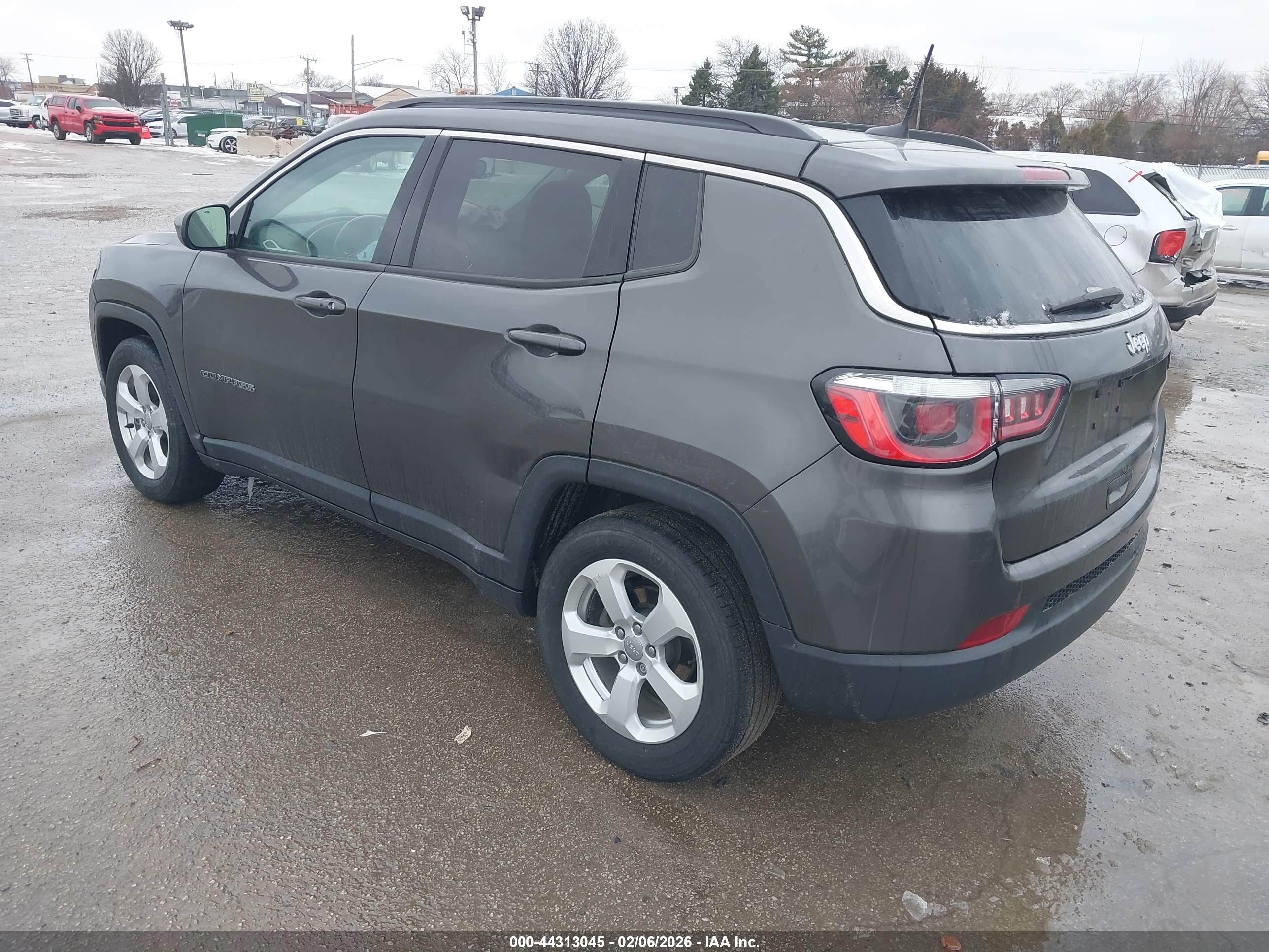 JEEP COMPASS image 3
