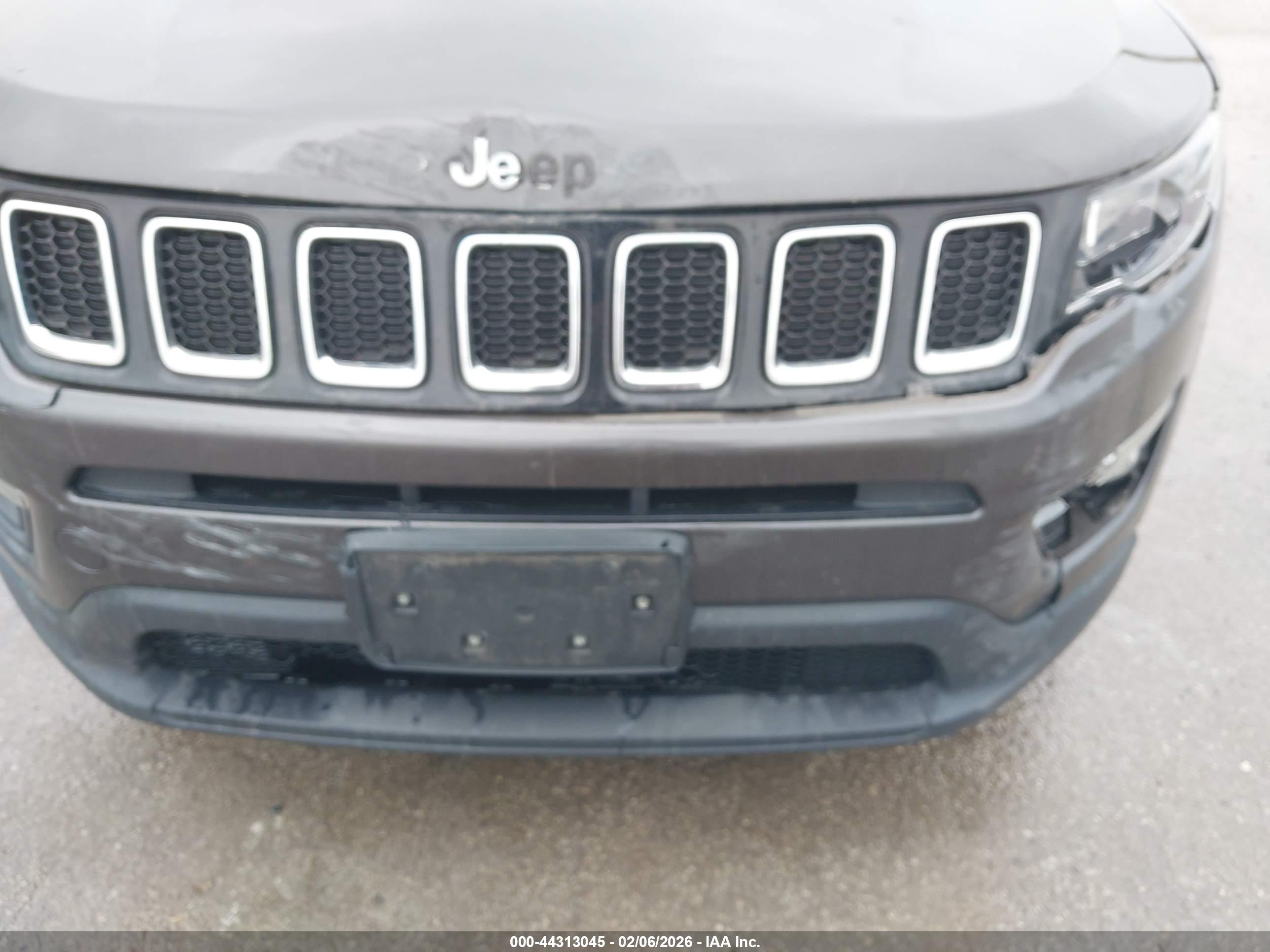 JEEP COMPASS image 6