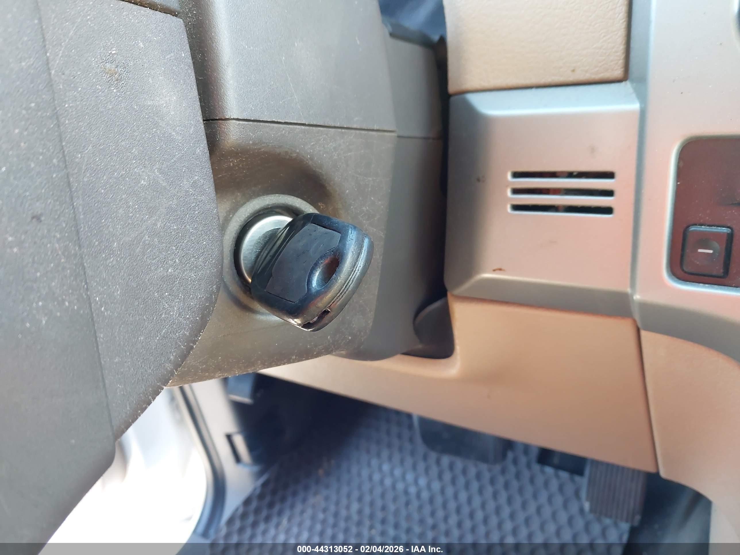 FORD F-150 image 11