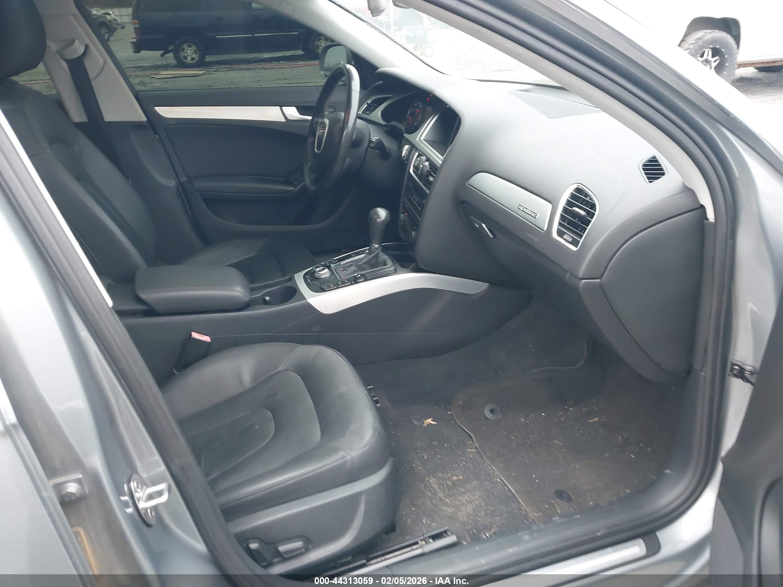 AUDI A4 image 5