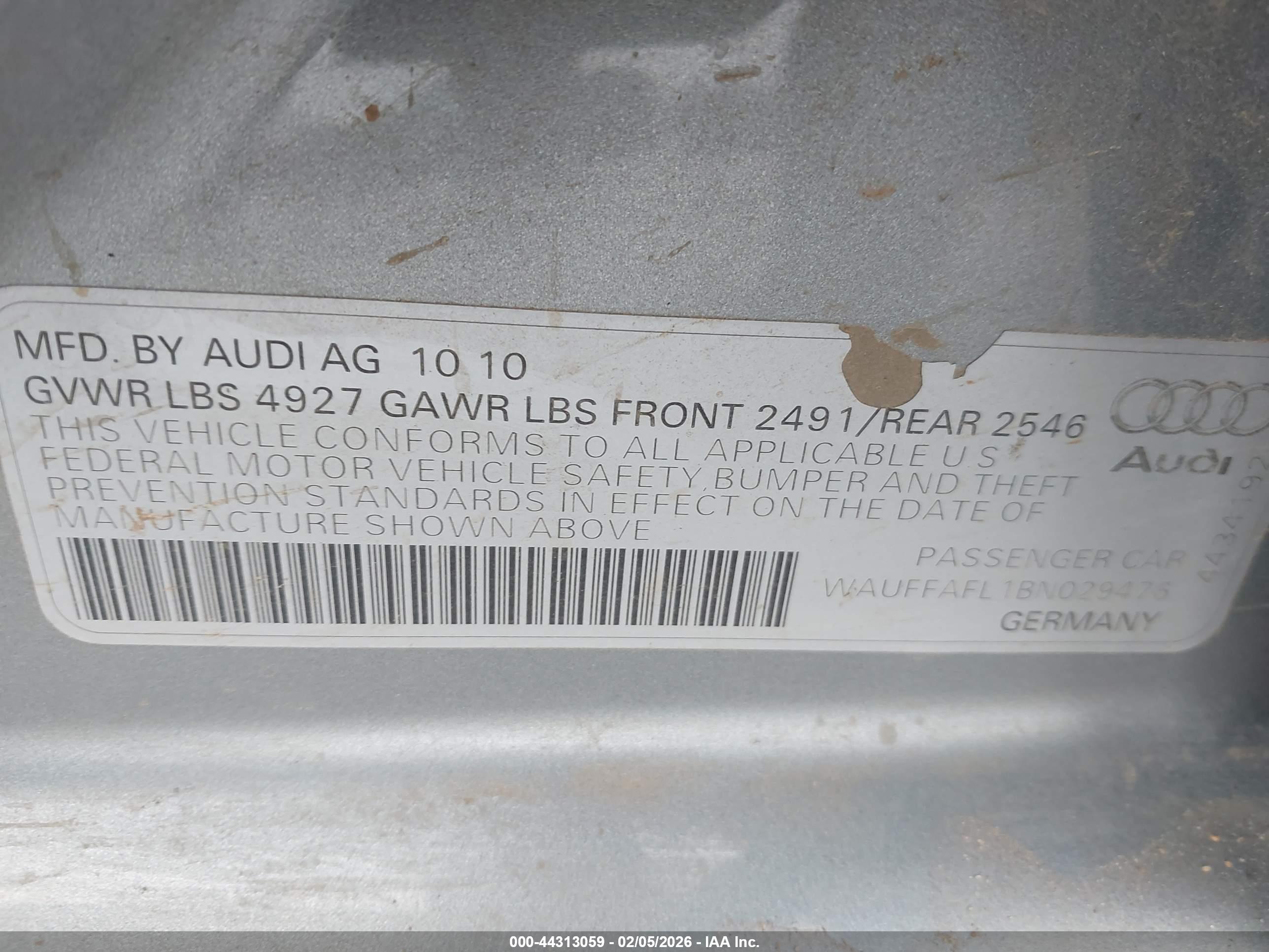 AUDI A4 image 9