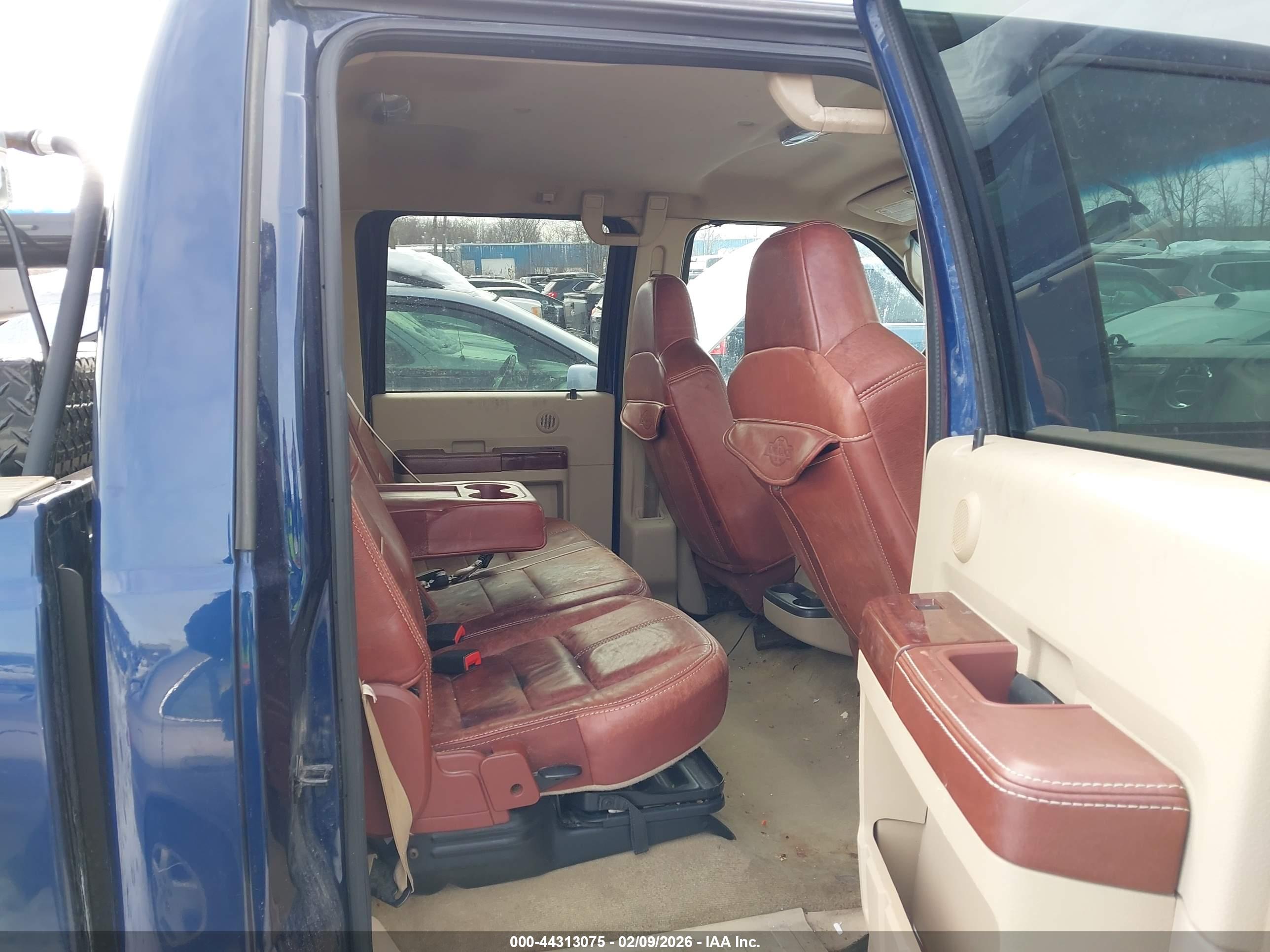 FORD F-350 image 8