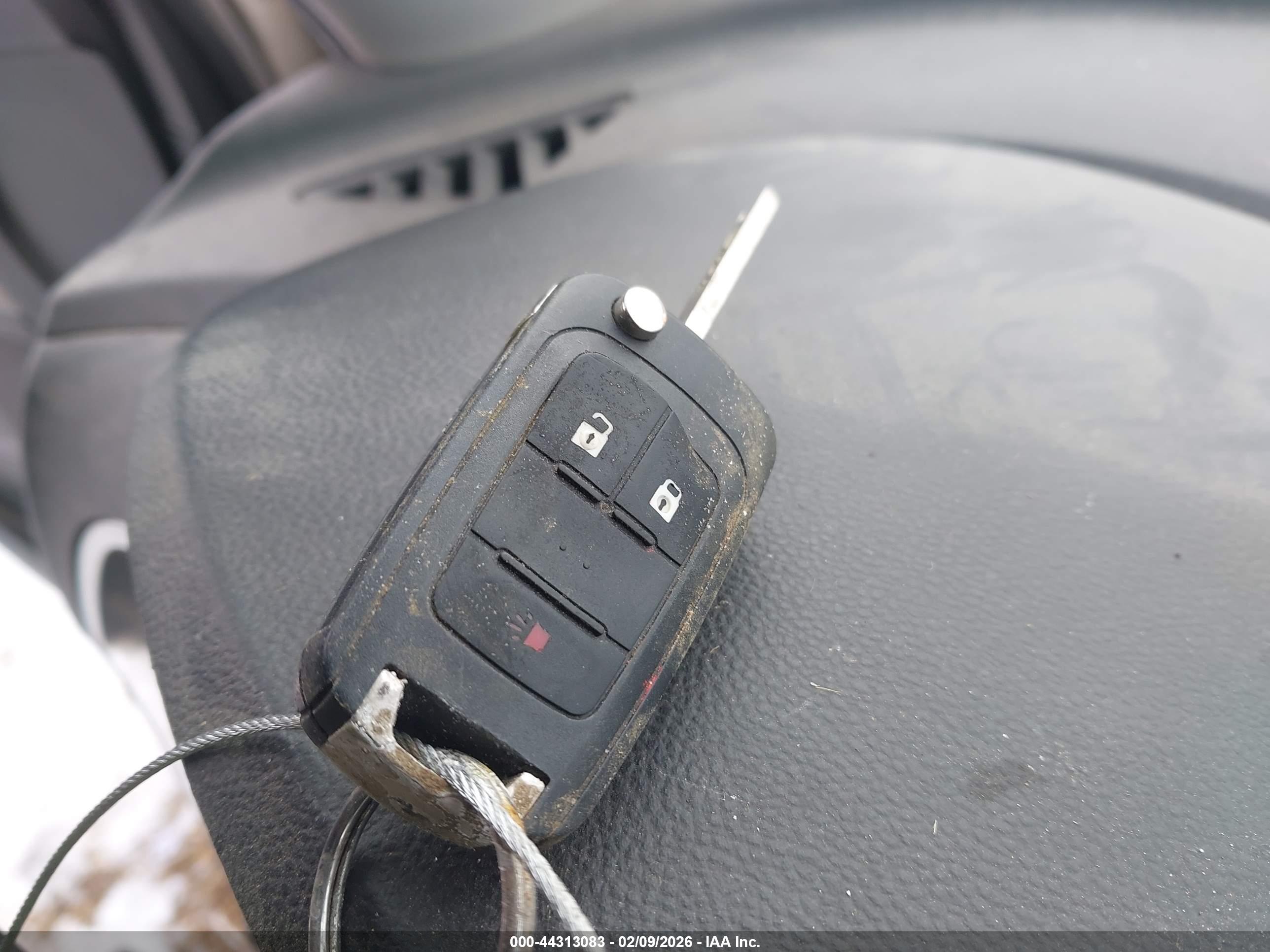 CHEVROLET EQUINOX image 11