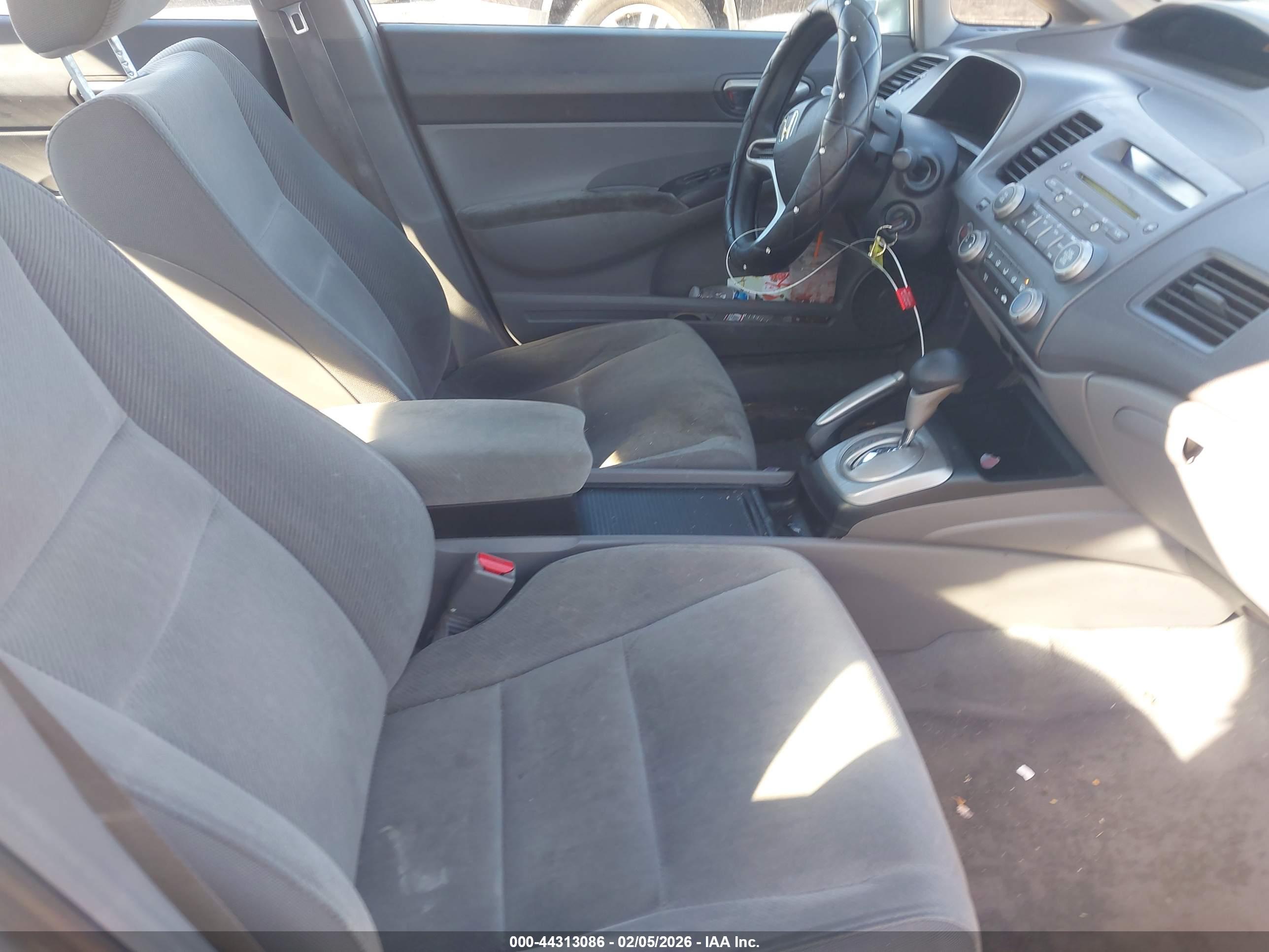 HONDA CIVIC image 5