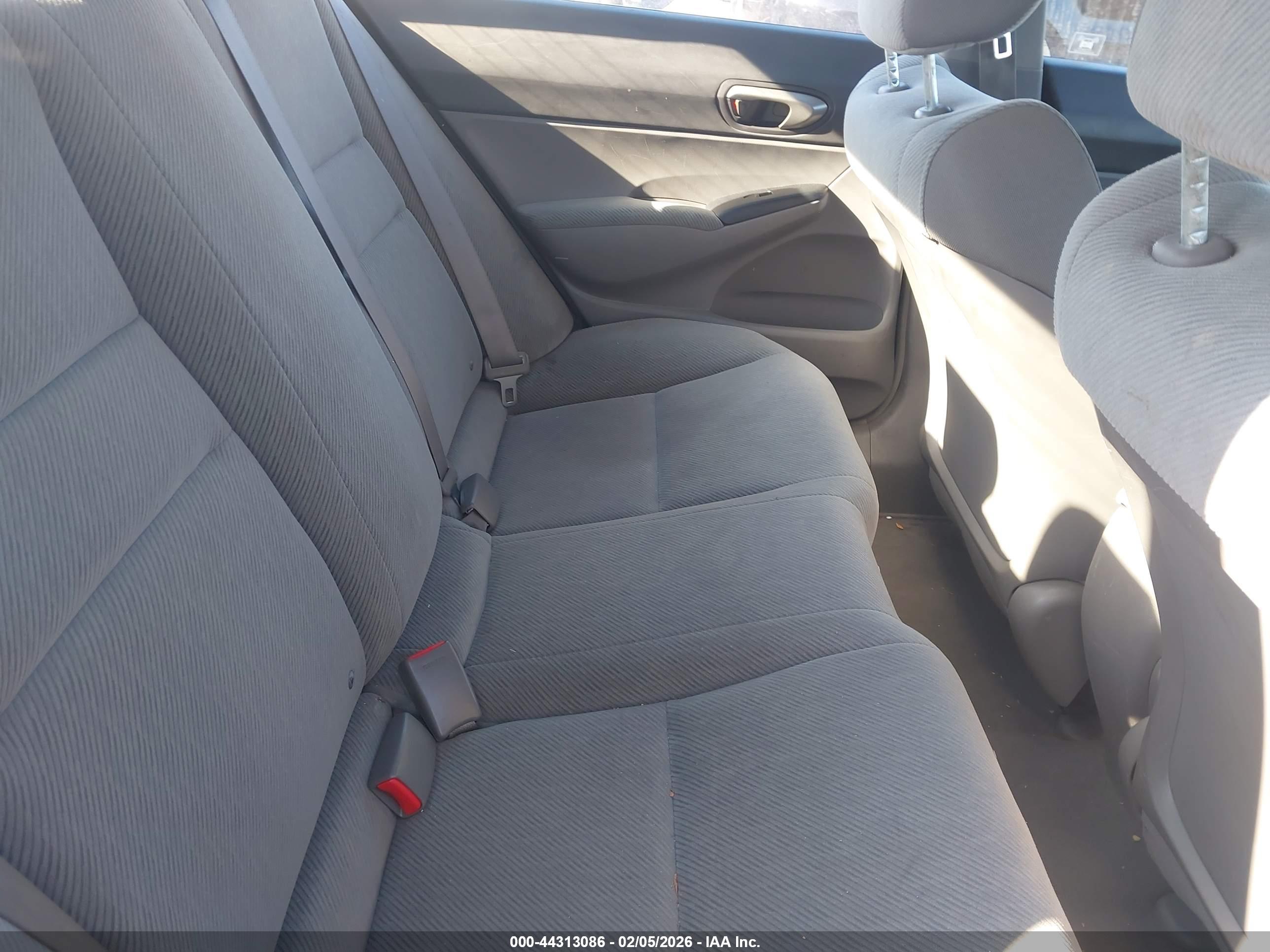 HONDA CIVIC image 8