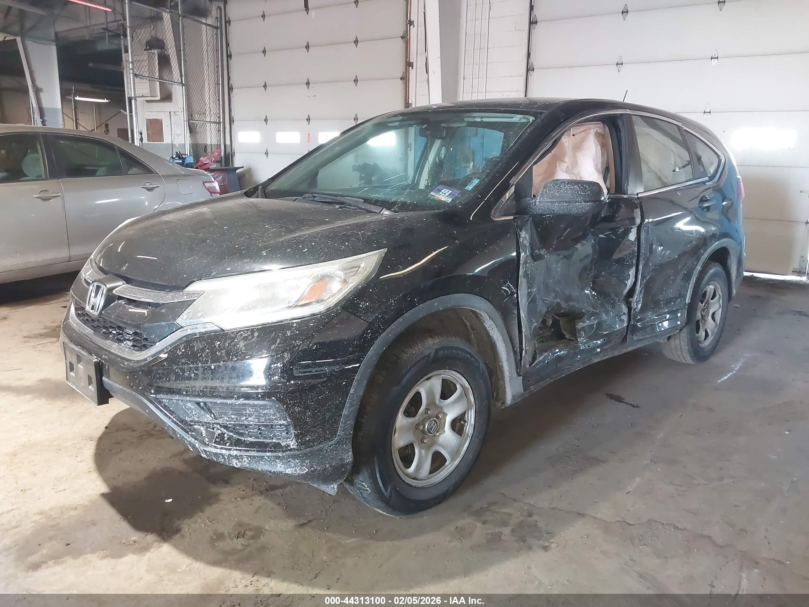 HONDA CR-V image 2