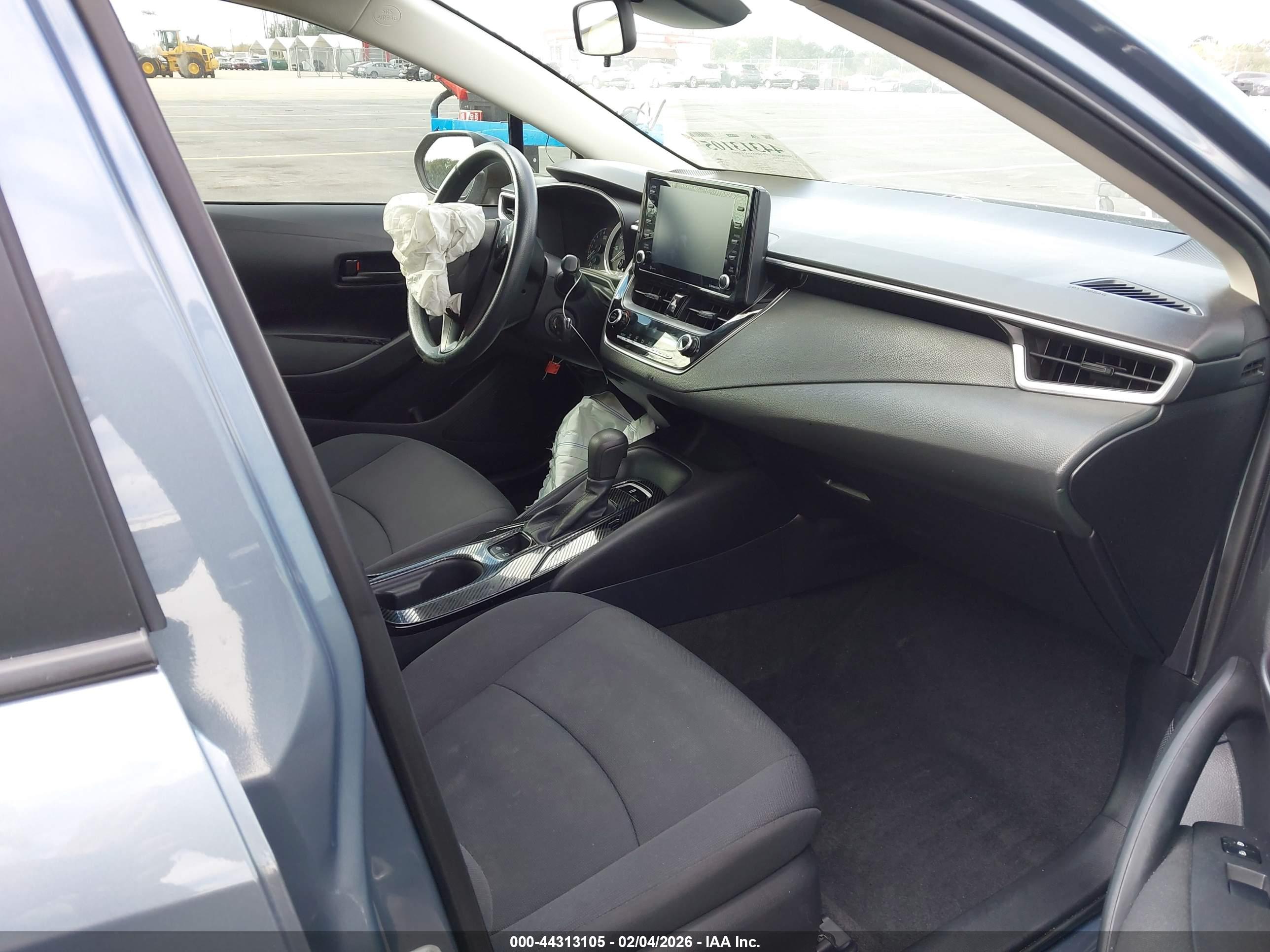 TOYOTA COROLLA image 5