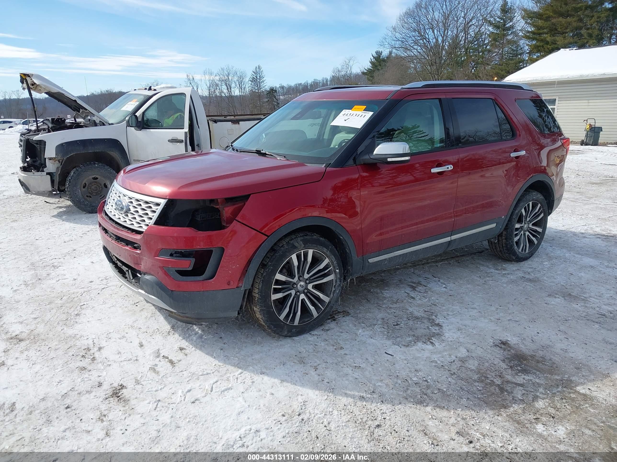 FORD EXPLORER image 2