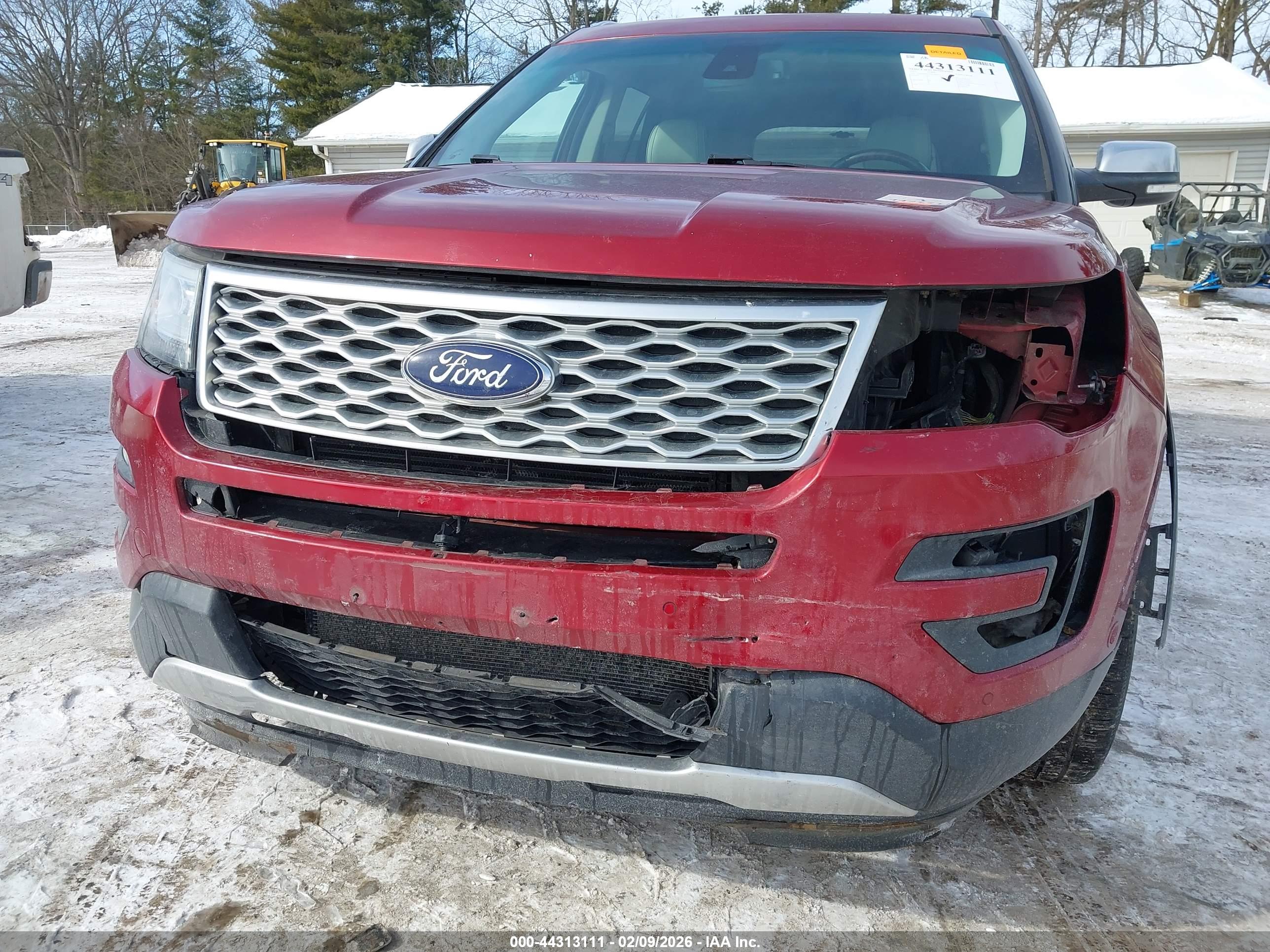 FORD EXPLORER image 6