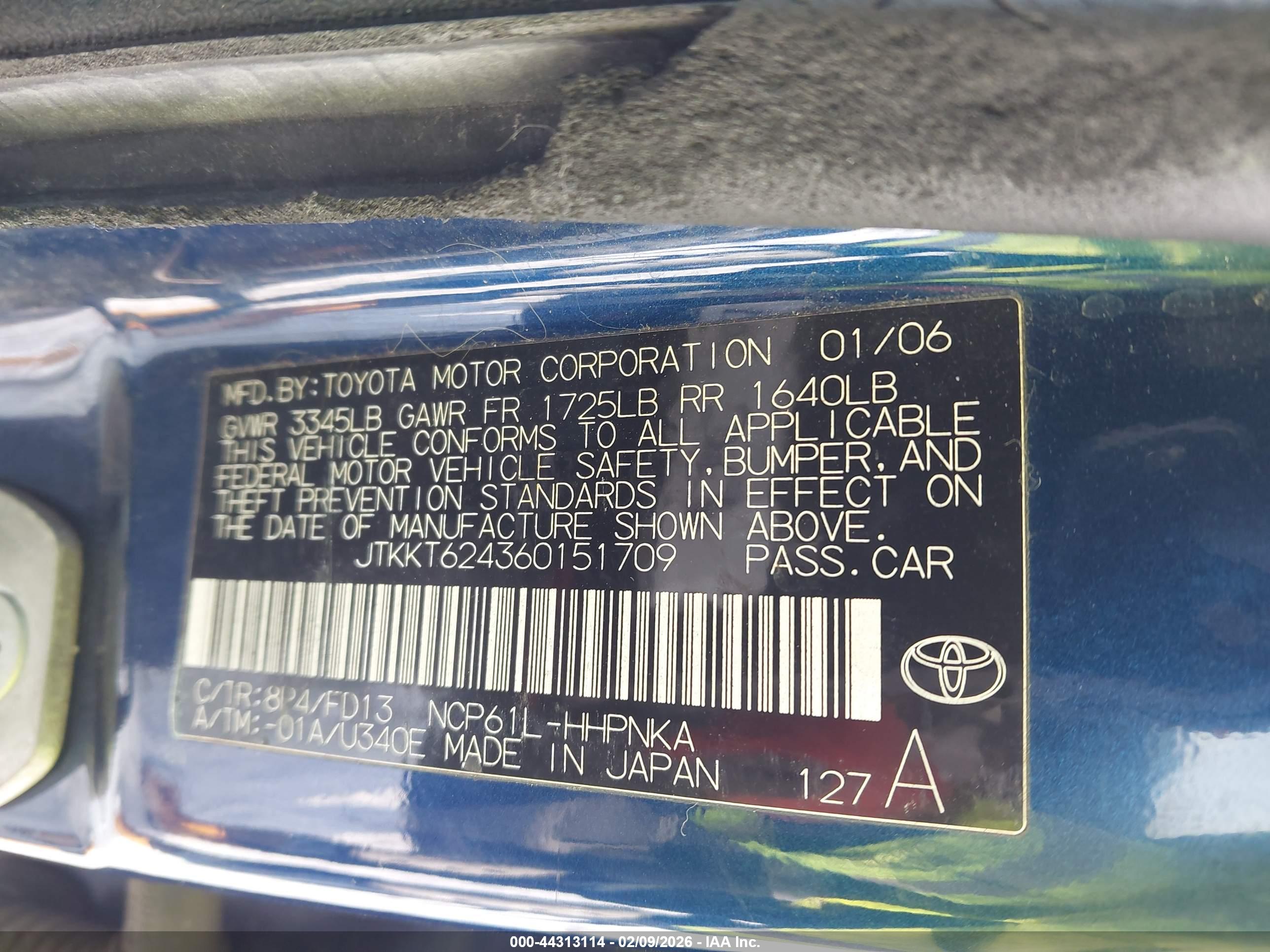 SCION XA image 9