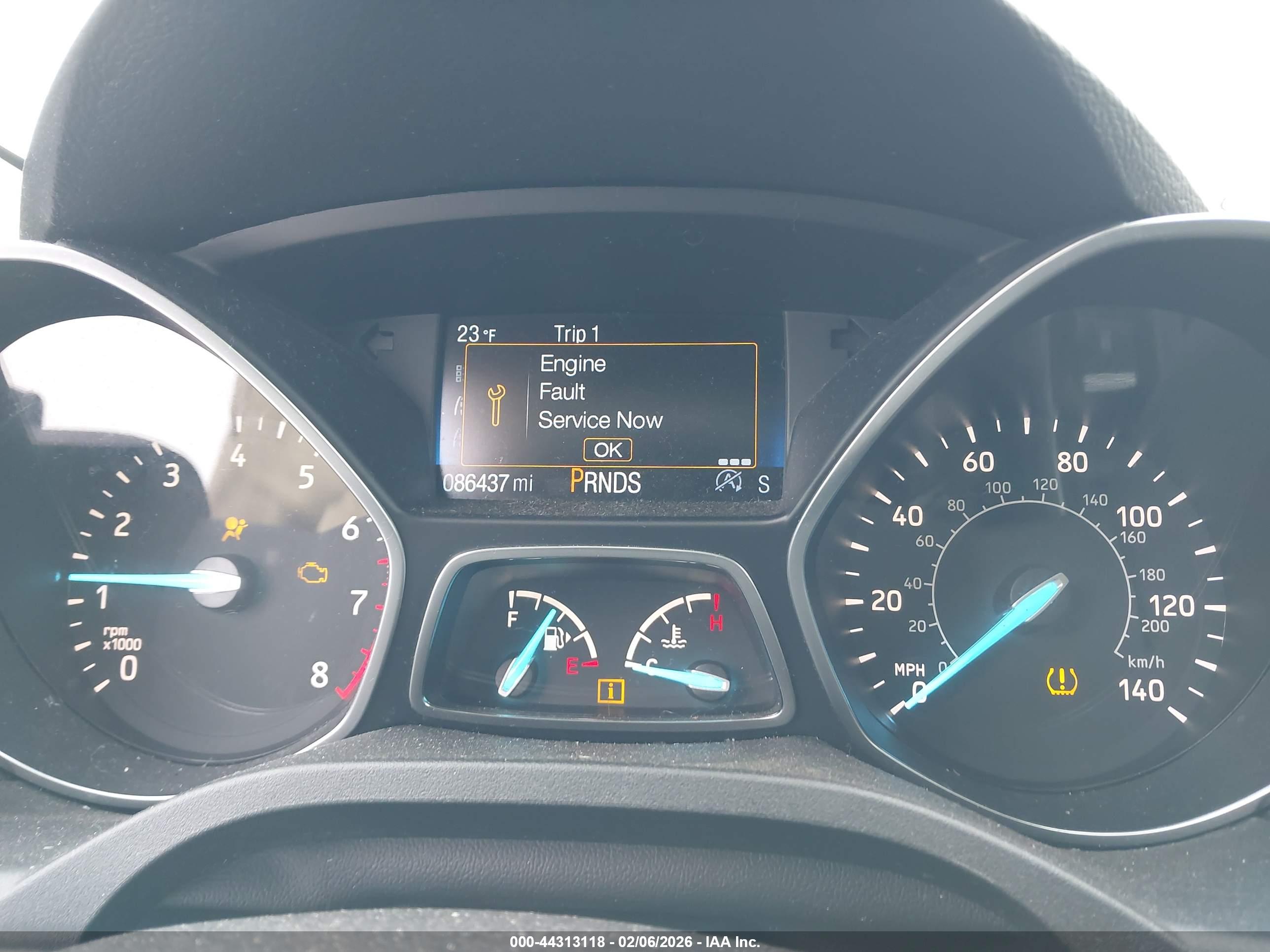 FORD ESCAPE image 7