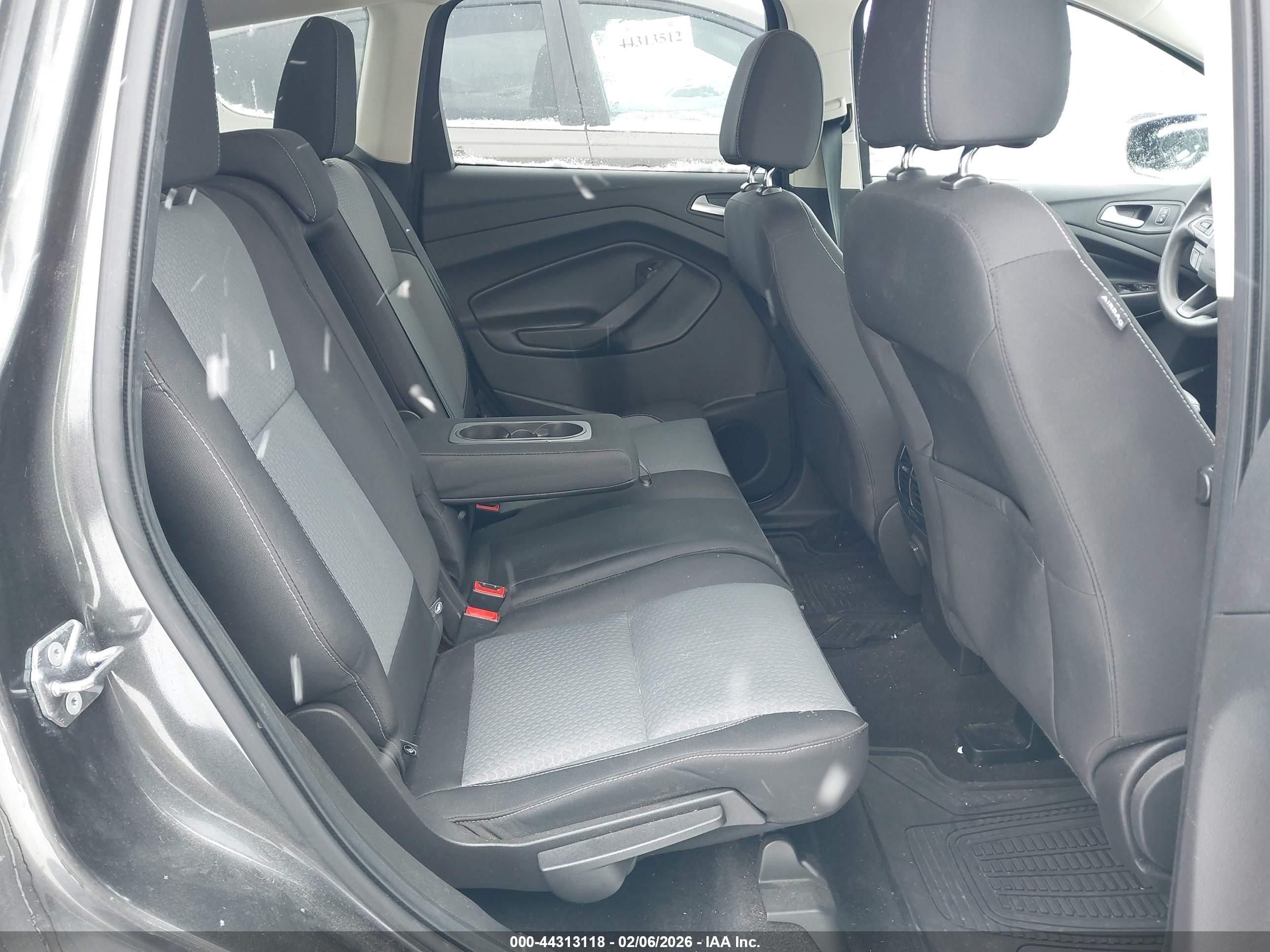 FORD ESCAPE image 8
