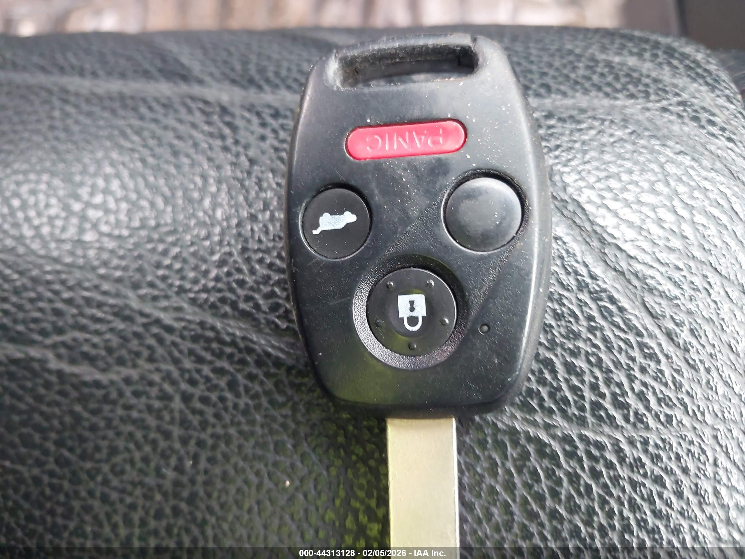 HONDA PILOT image 11