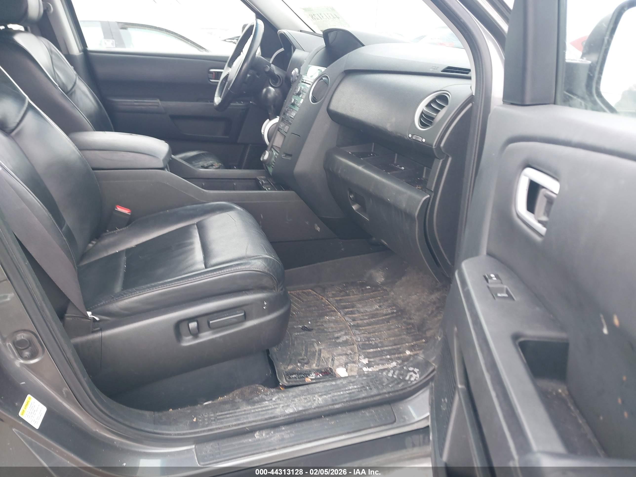 HONDA PILOT image 5