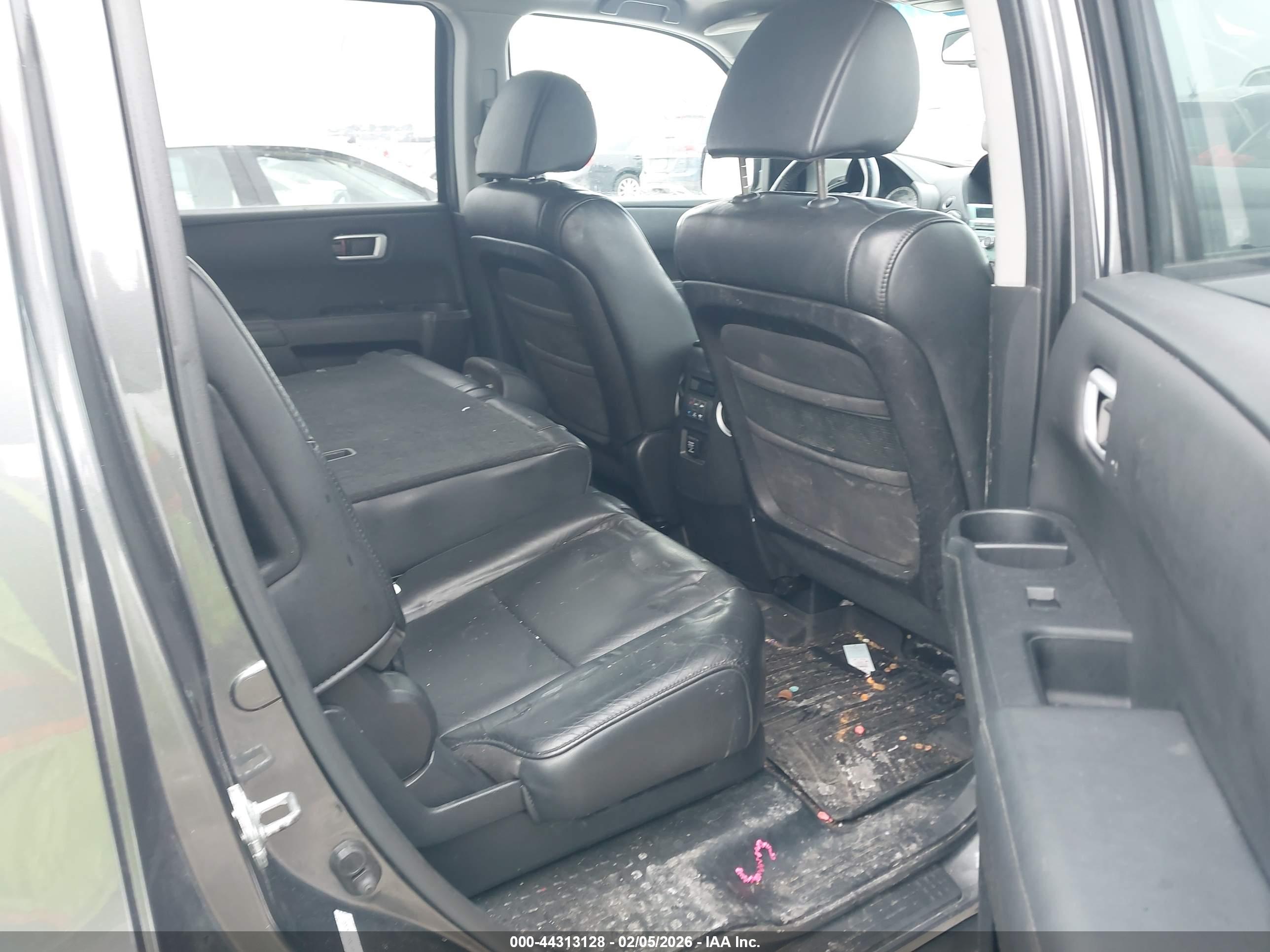 HONDA PILOT image 8