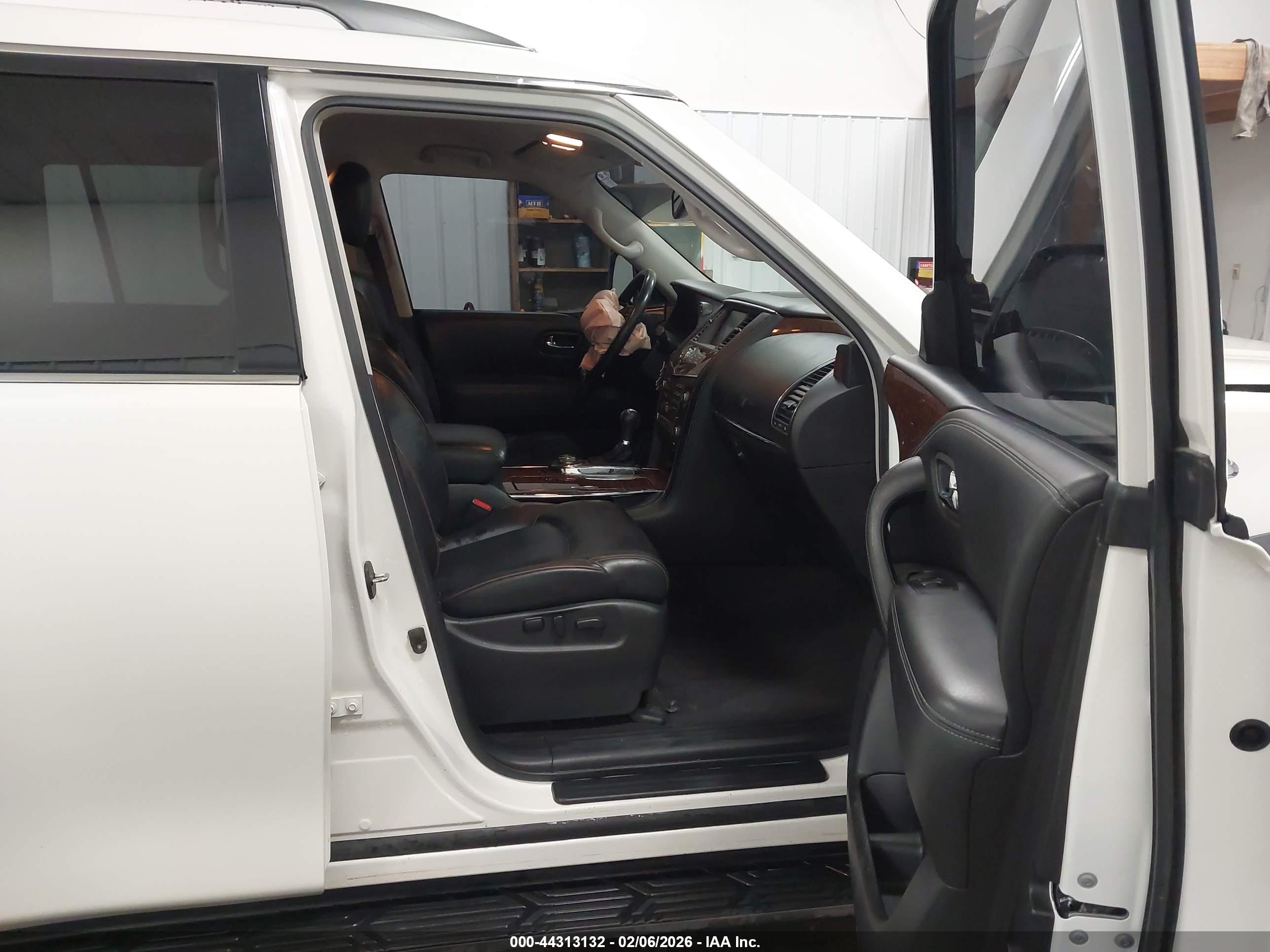 NISSAN ARMADA image 5
