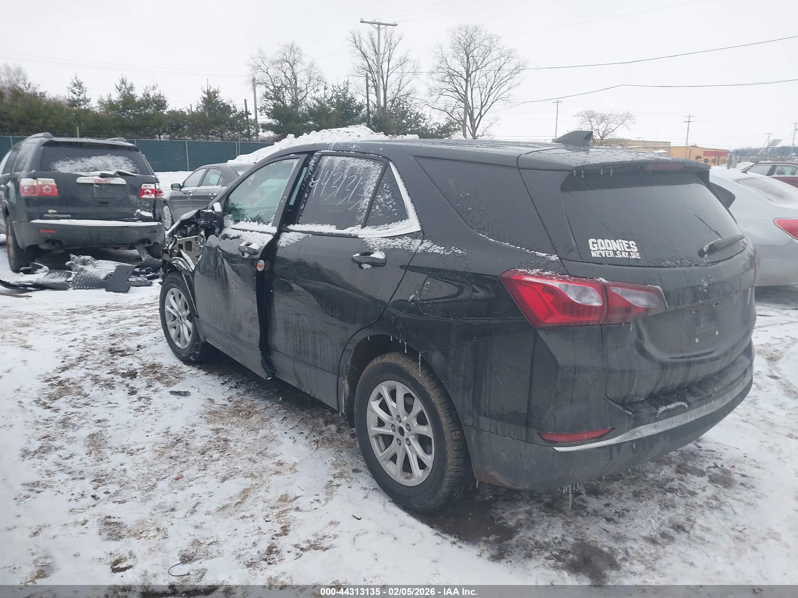 CHEVROLET EQUINOX image 3