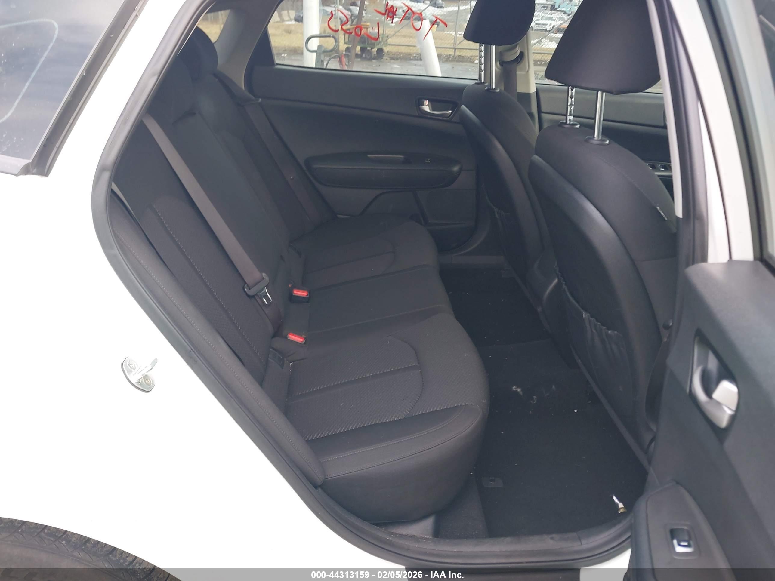 KIA OPTIMA image 8