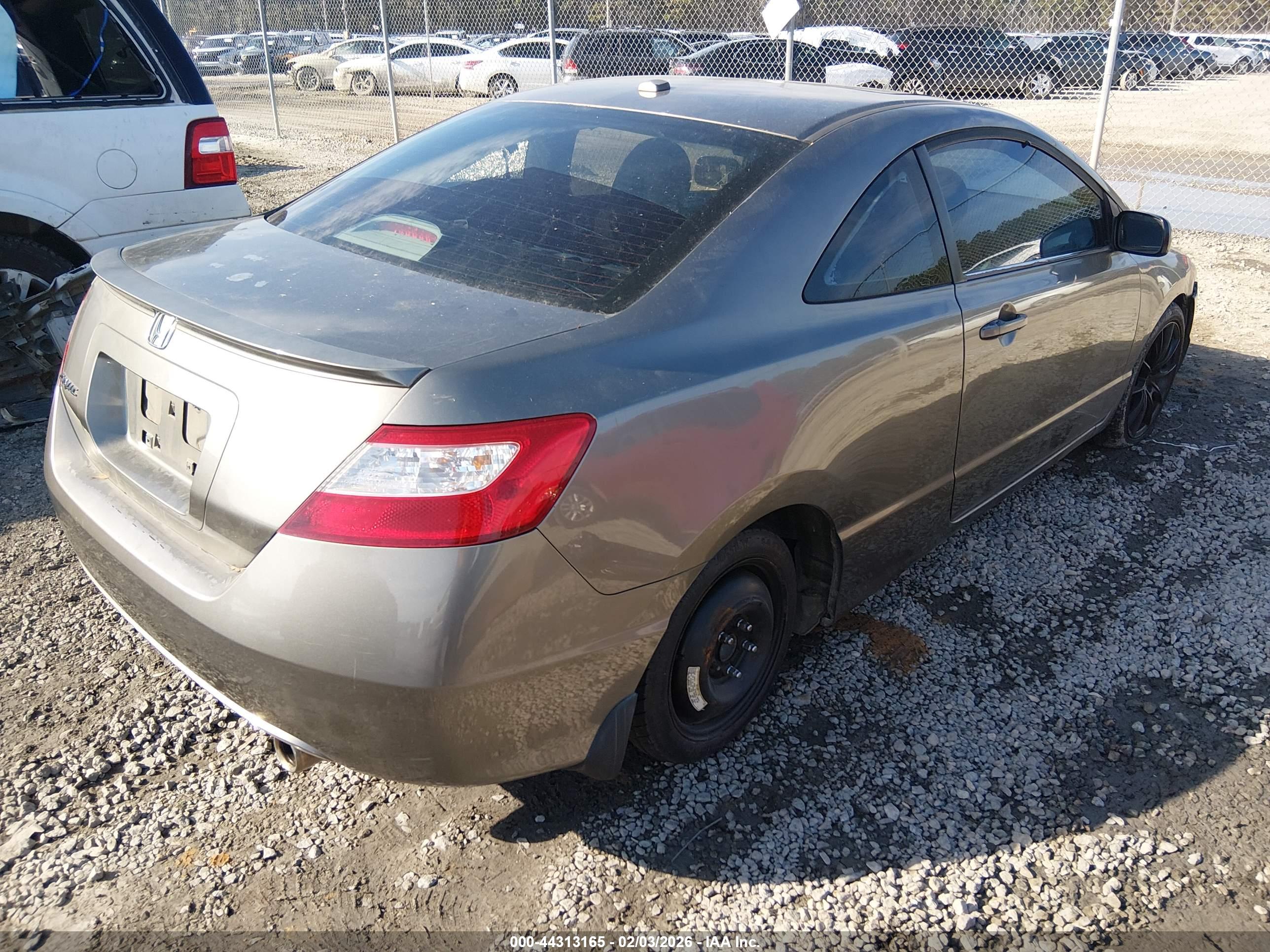 HONDA CIVIC image 4