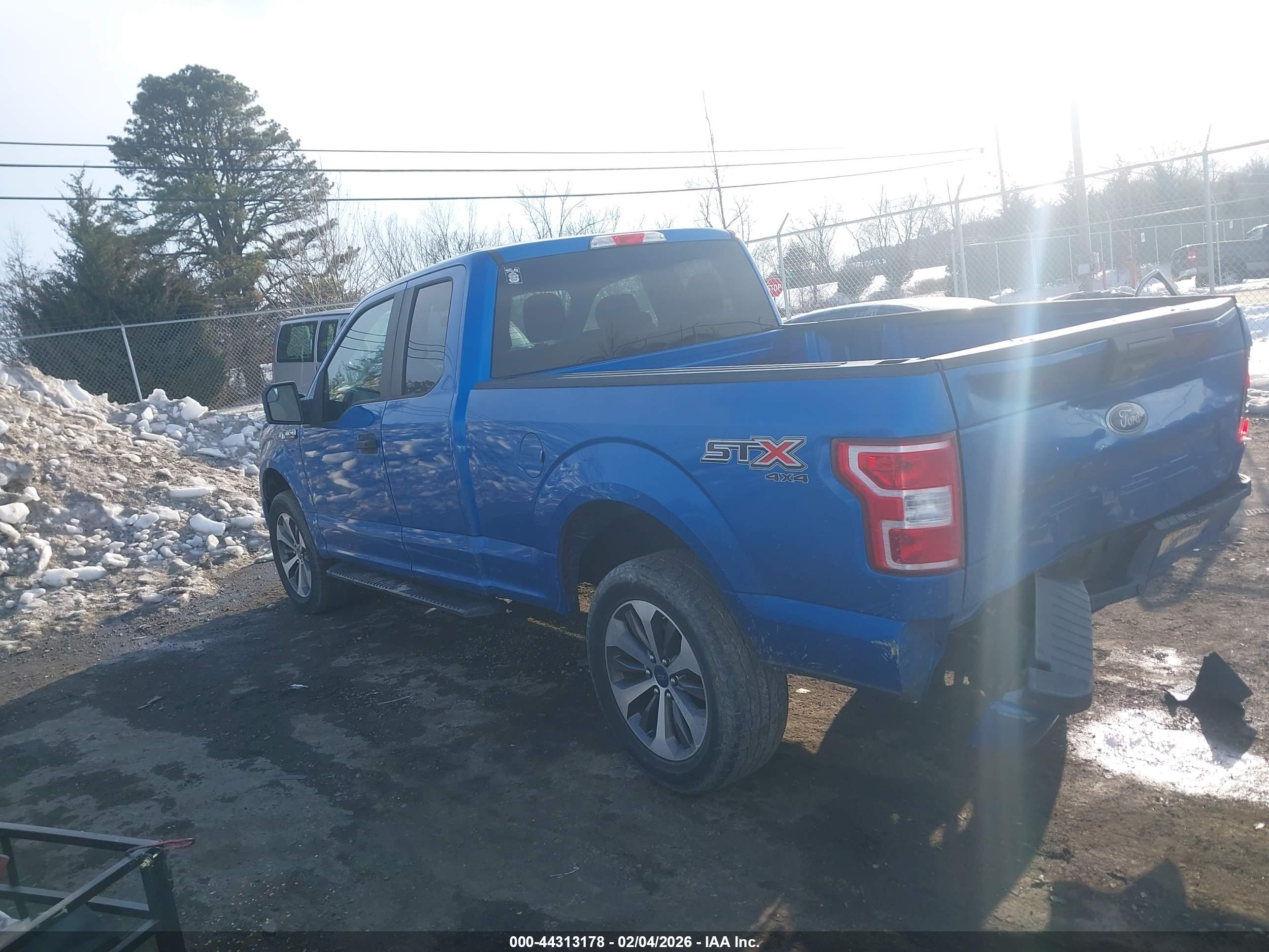 FORD F-150 image 3