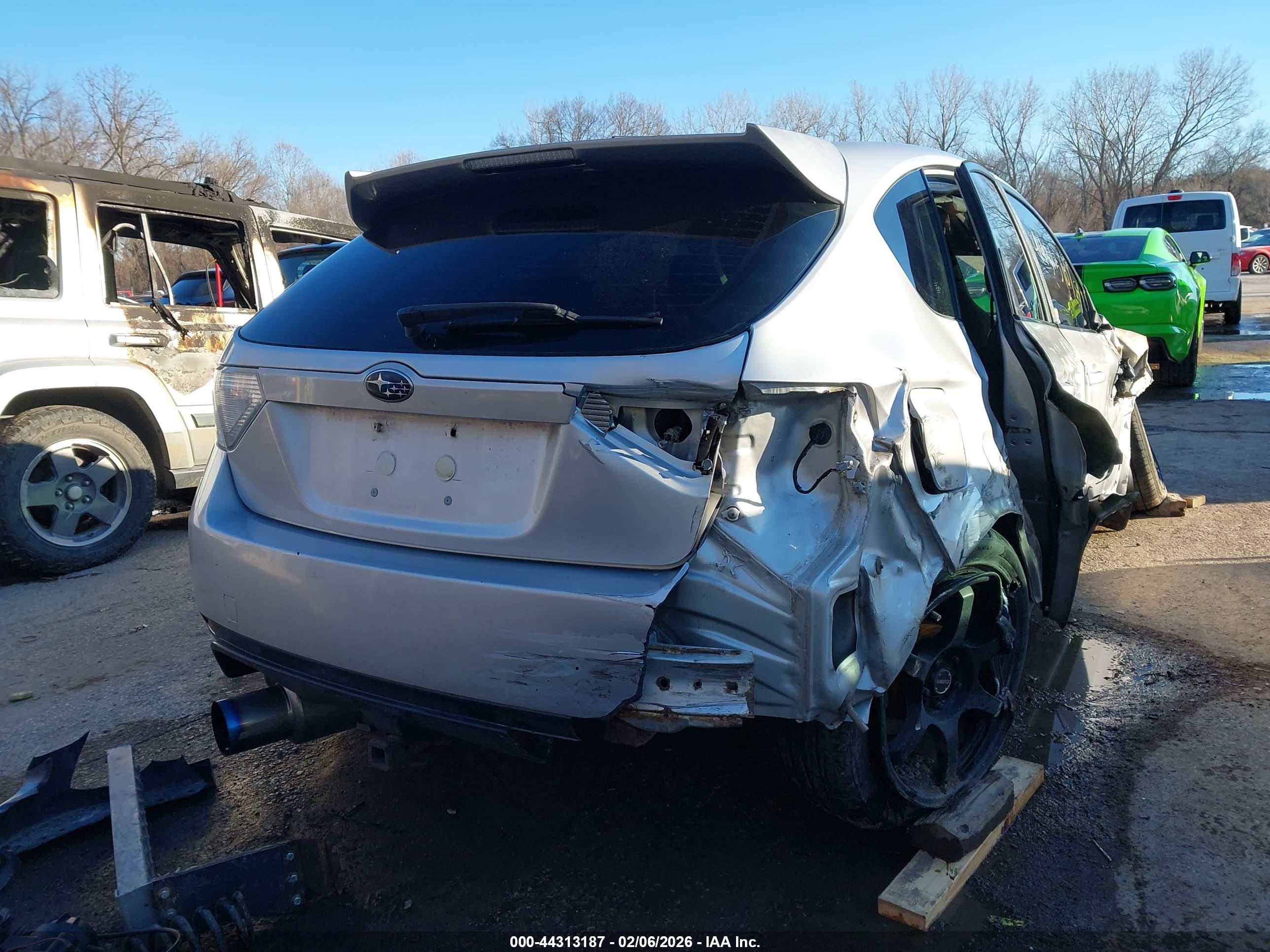 SUBARU IMPREZA image 4