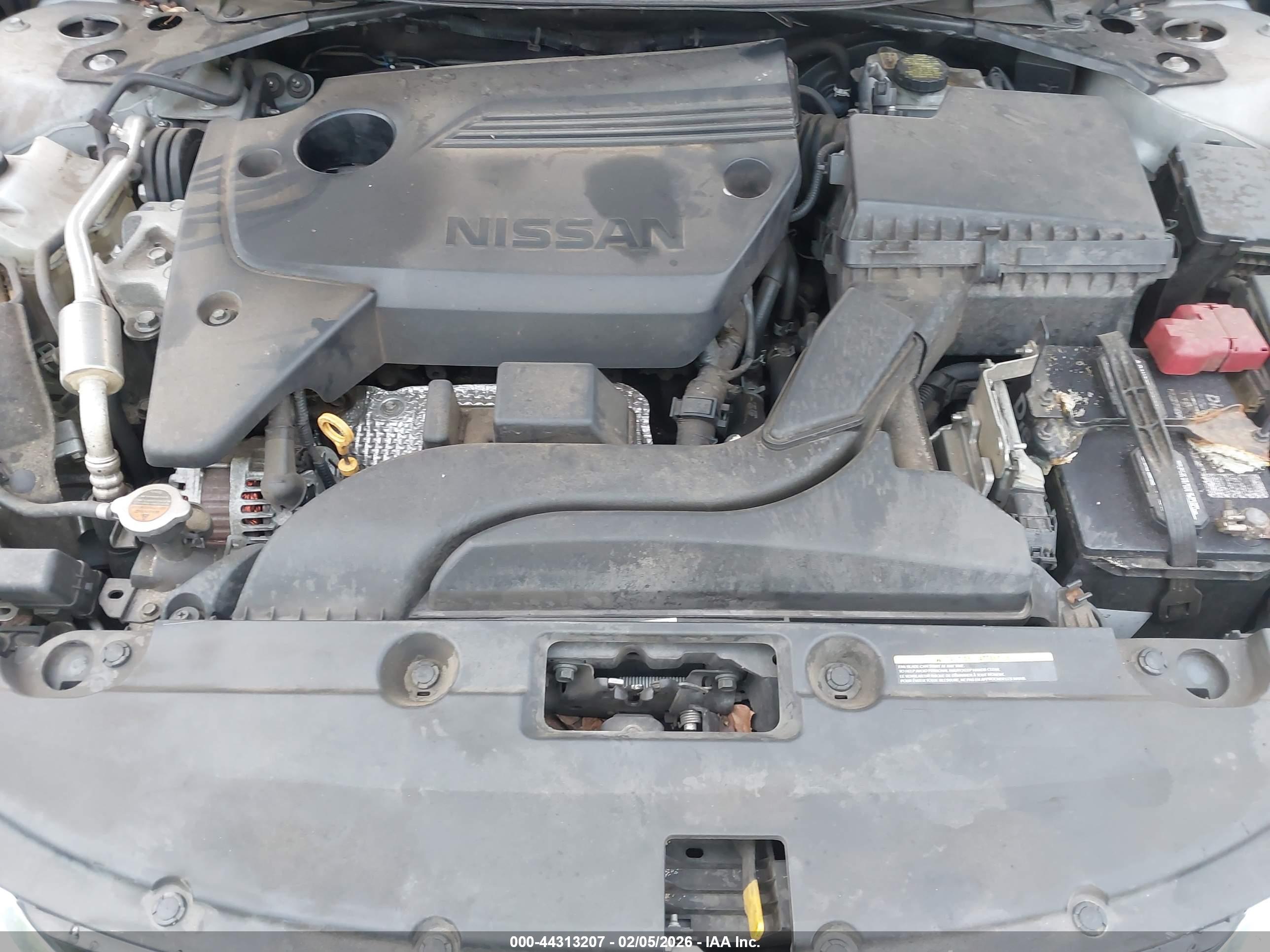 NISSAN ALTIMA image 10