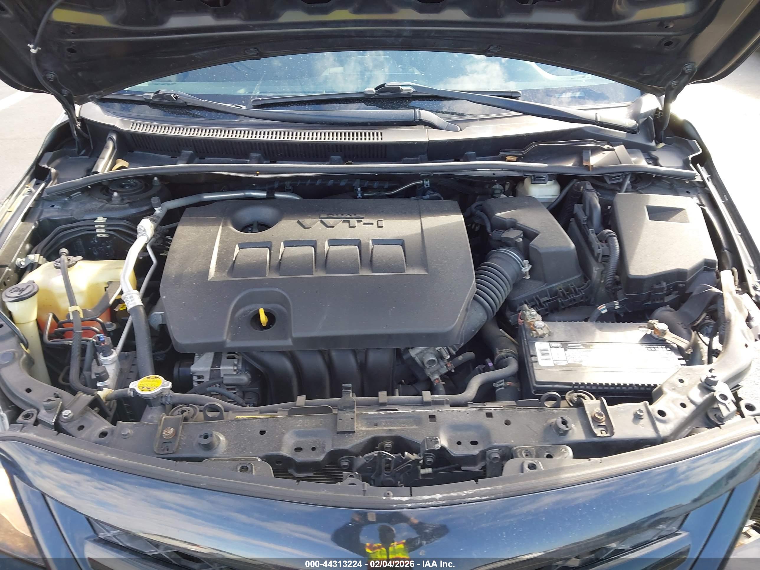 TOYOTA COROLLA image 10