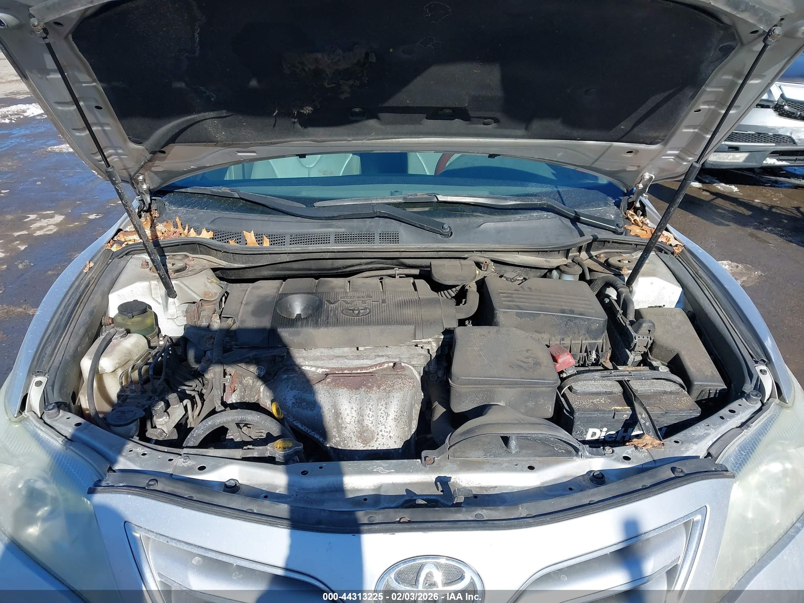 TOYOTA CAMRY image 10
