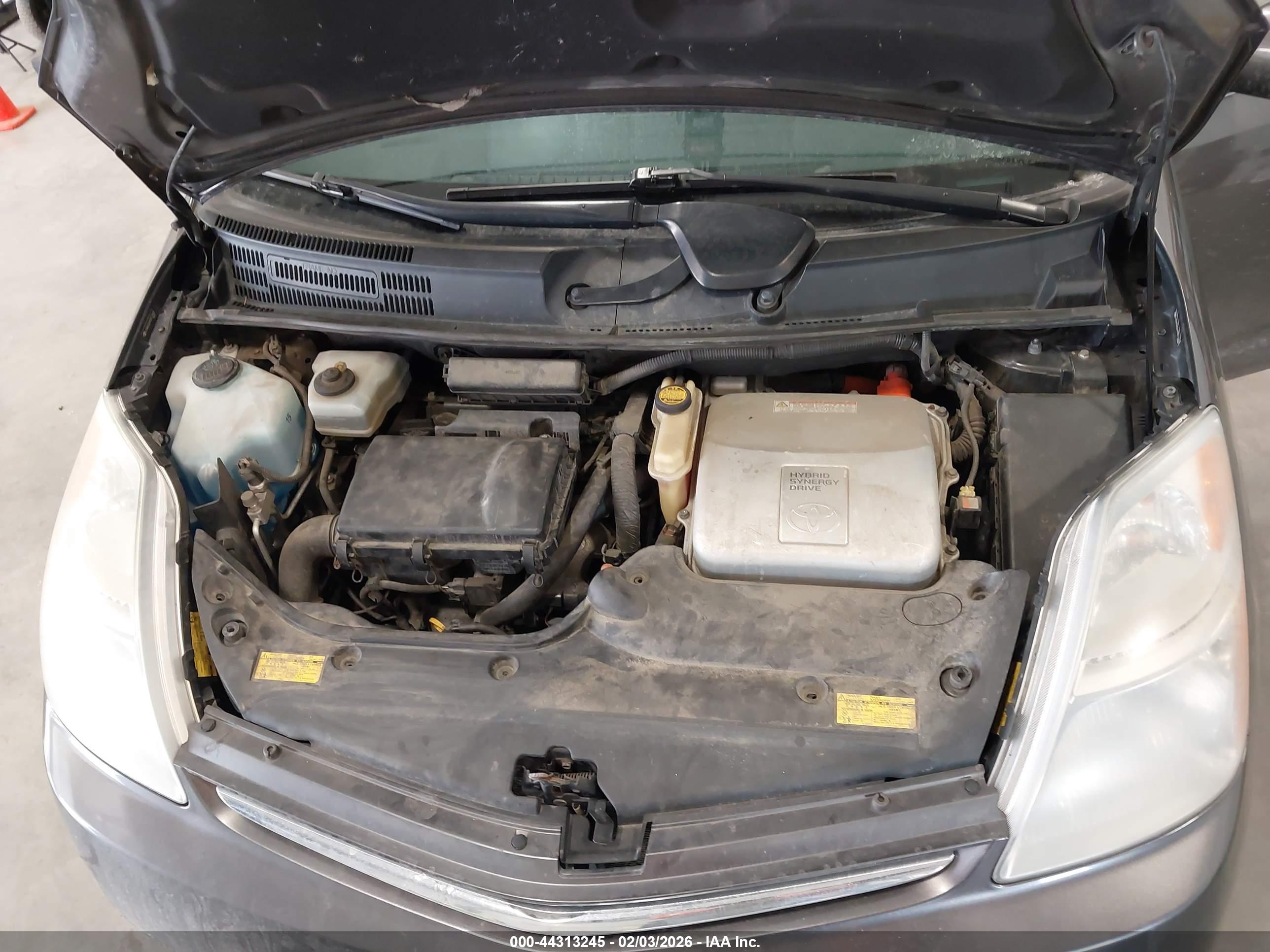 TOYOTA PRIUS image 10