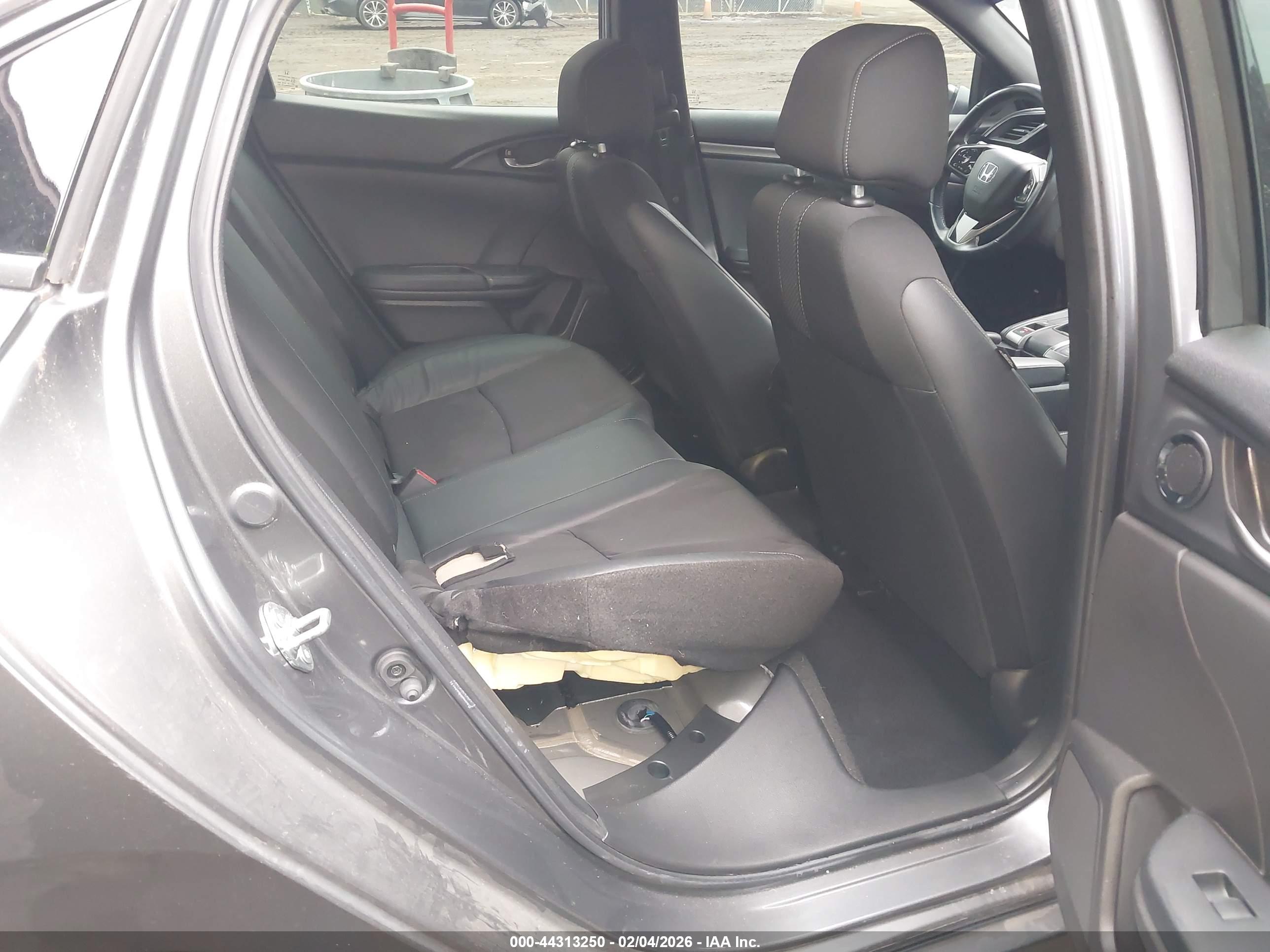 HONDA CIVIC image 8
