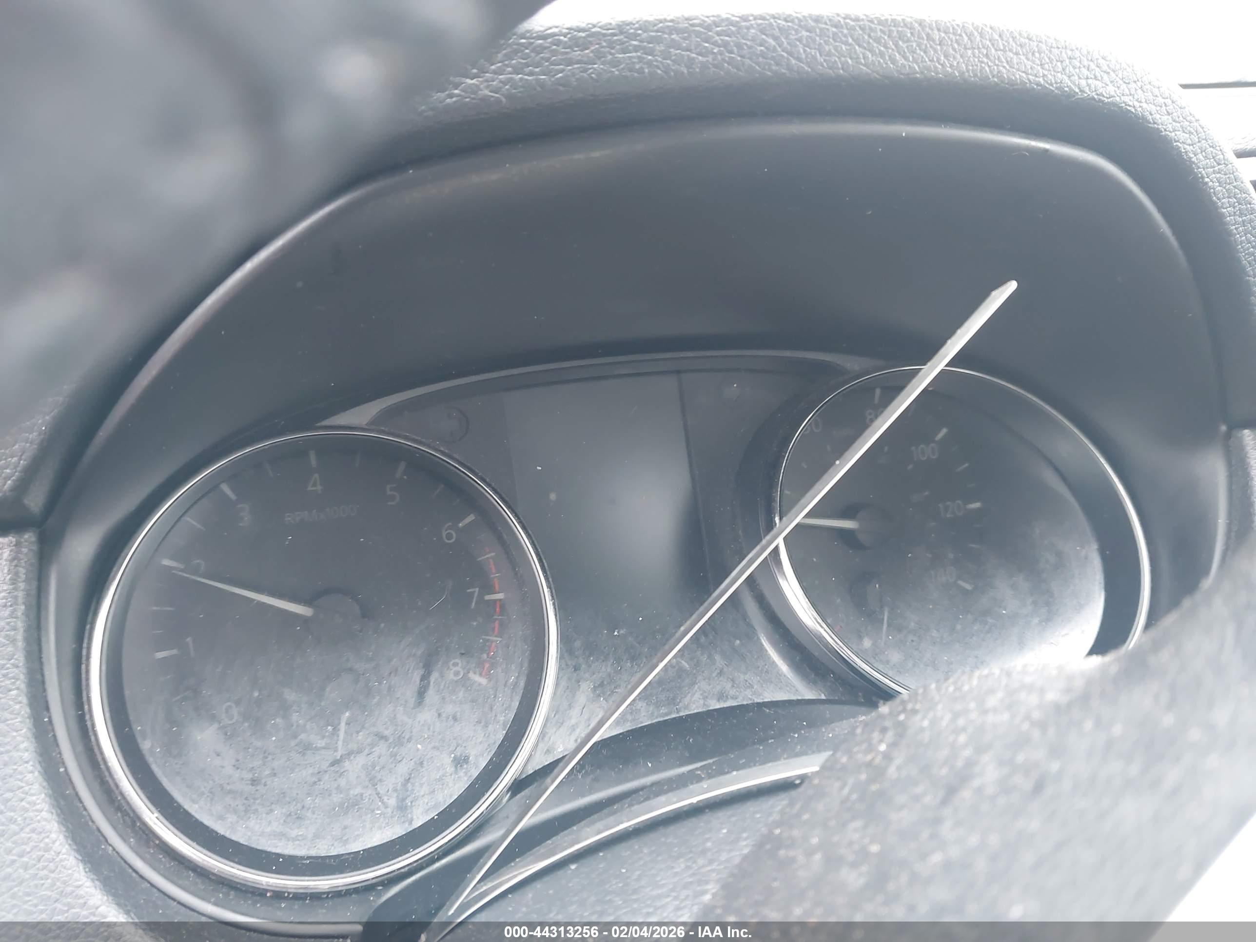 NISSAN ROGUE image 7