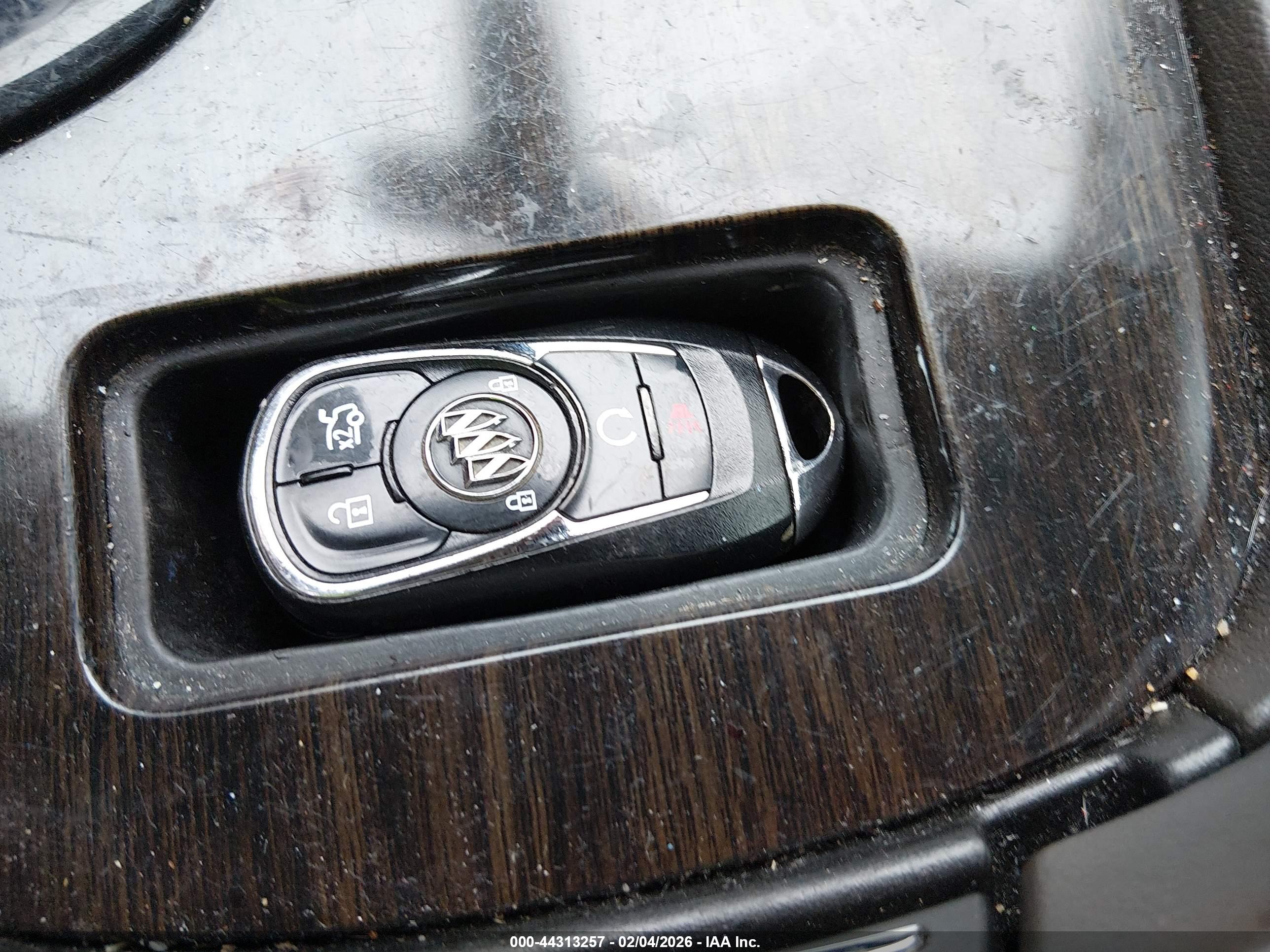 BUICK LACROSSE image 11
