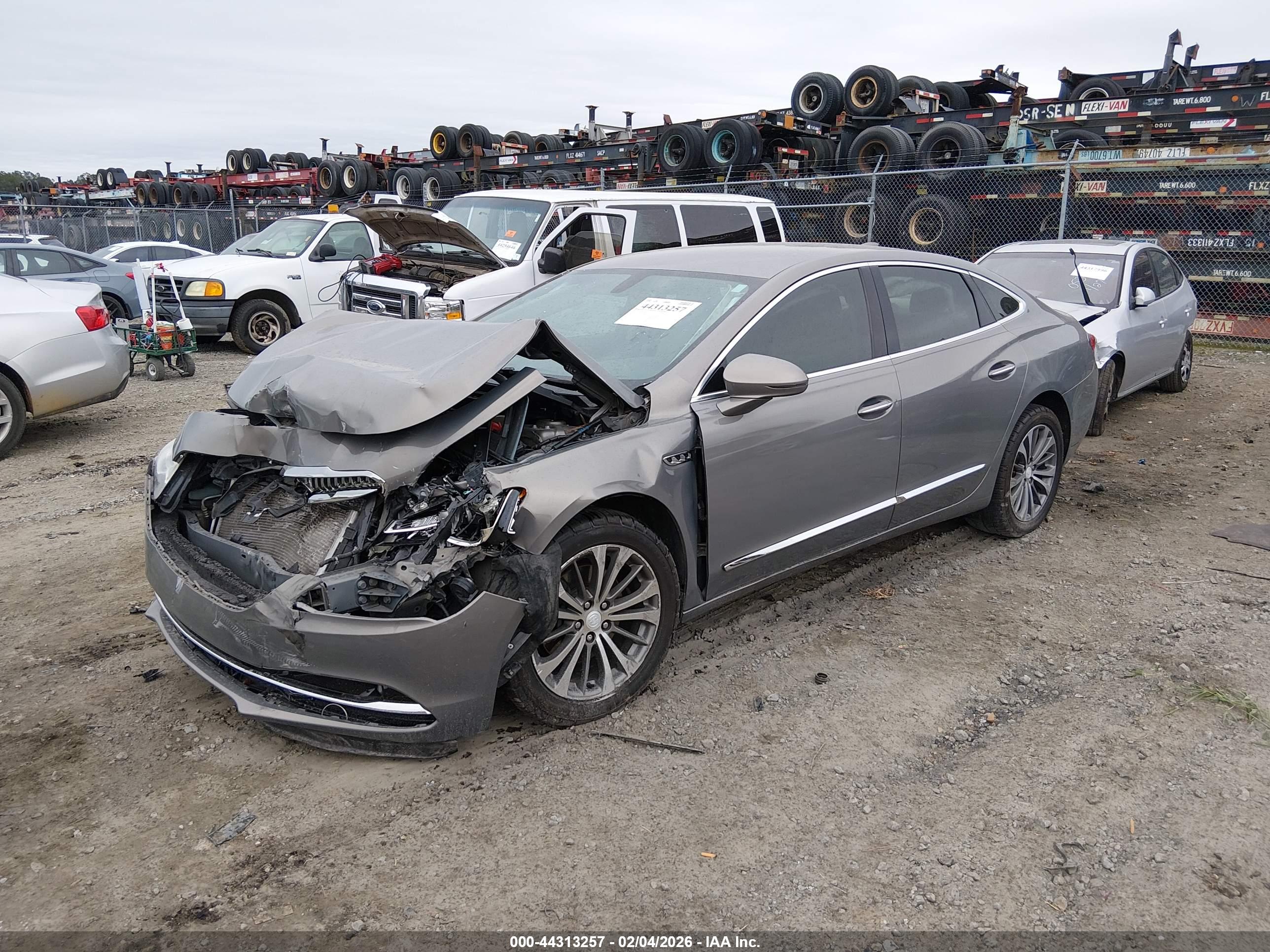 BUICK LACROSSE image 2