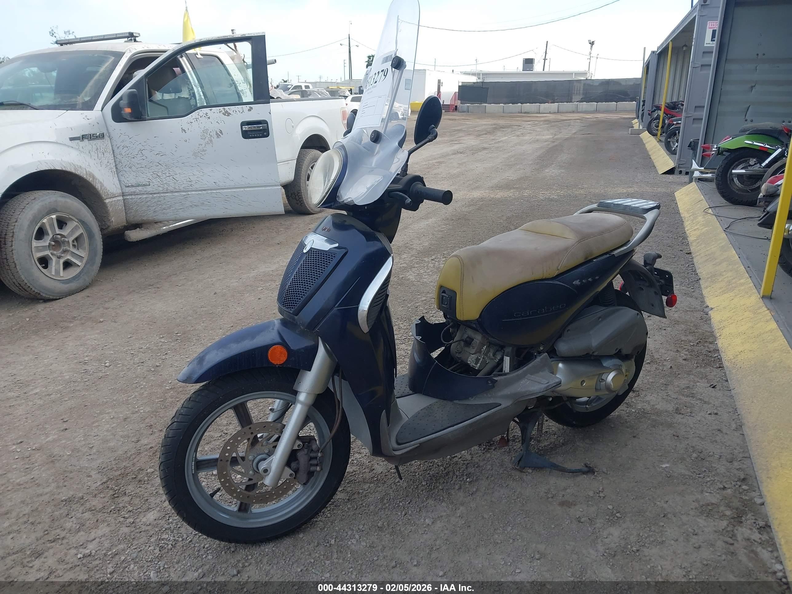 APRILIA SCARABEO image 2