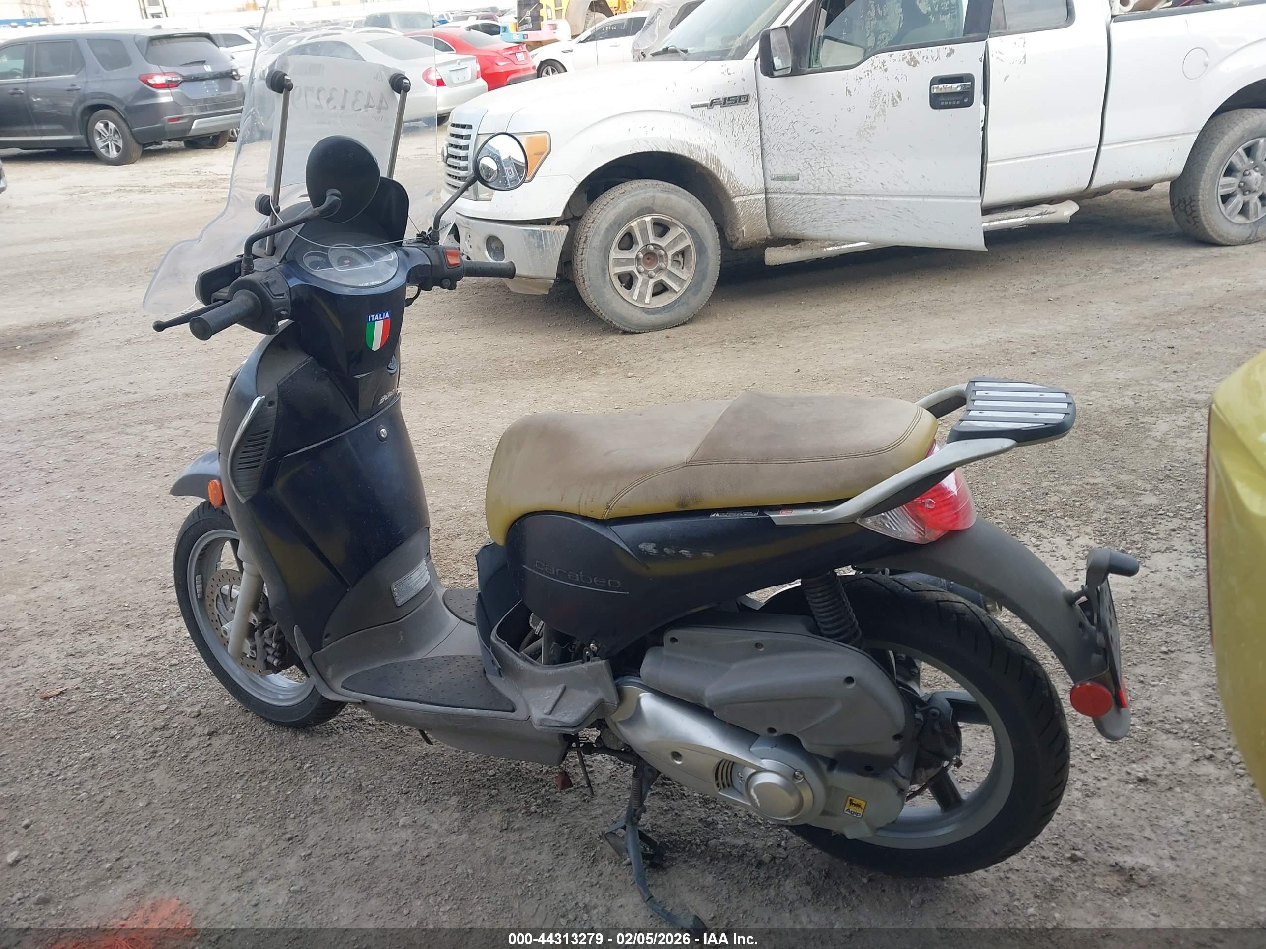 APRILIA SCARABEO image 3