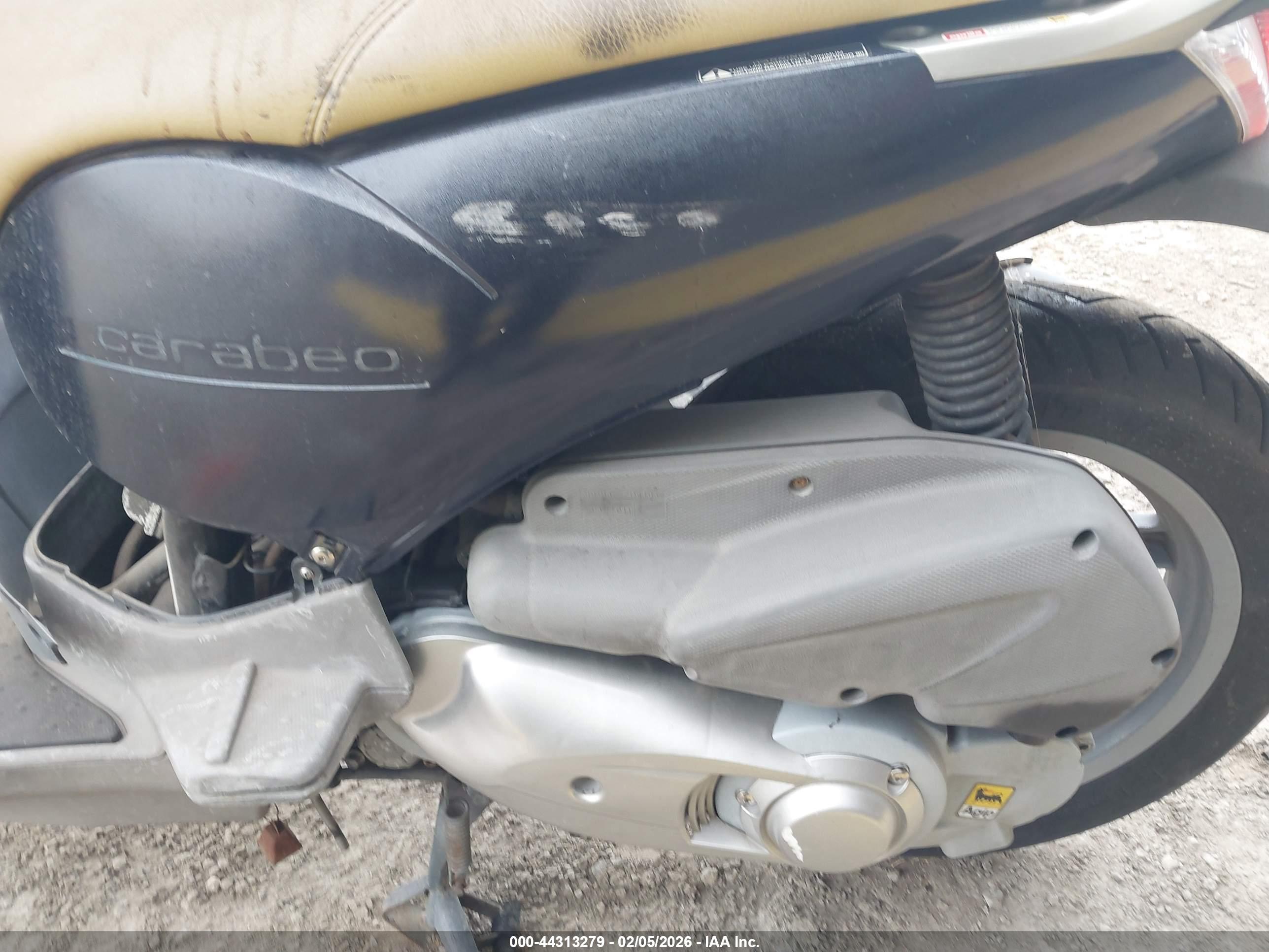 APRILIA SCARABEO image 9