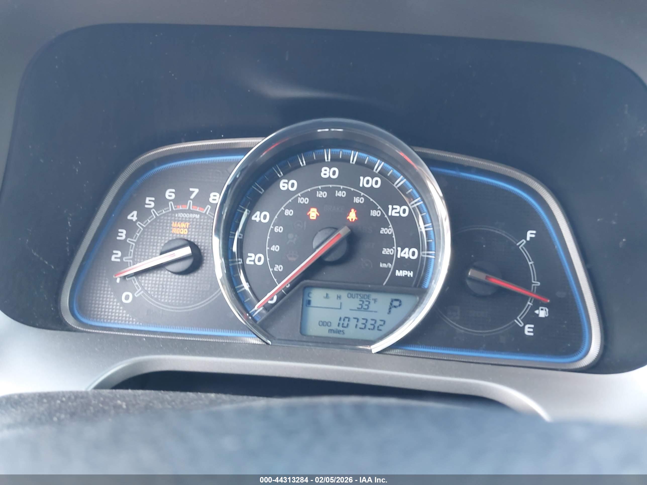 TOYOTA RAV4 image 7
