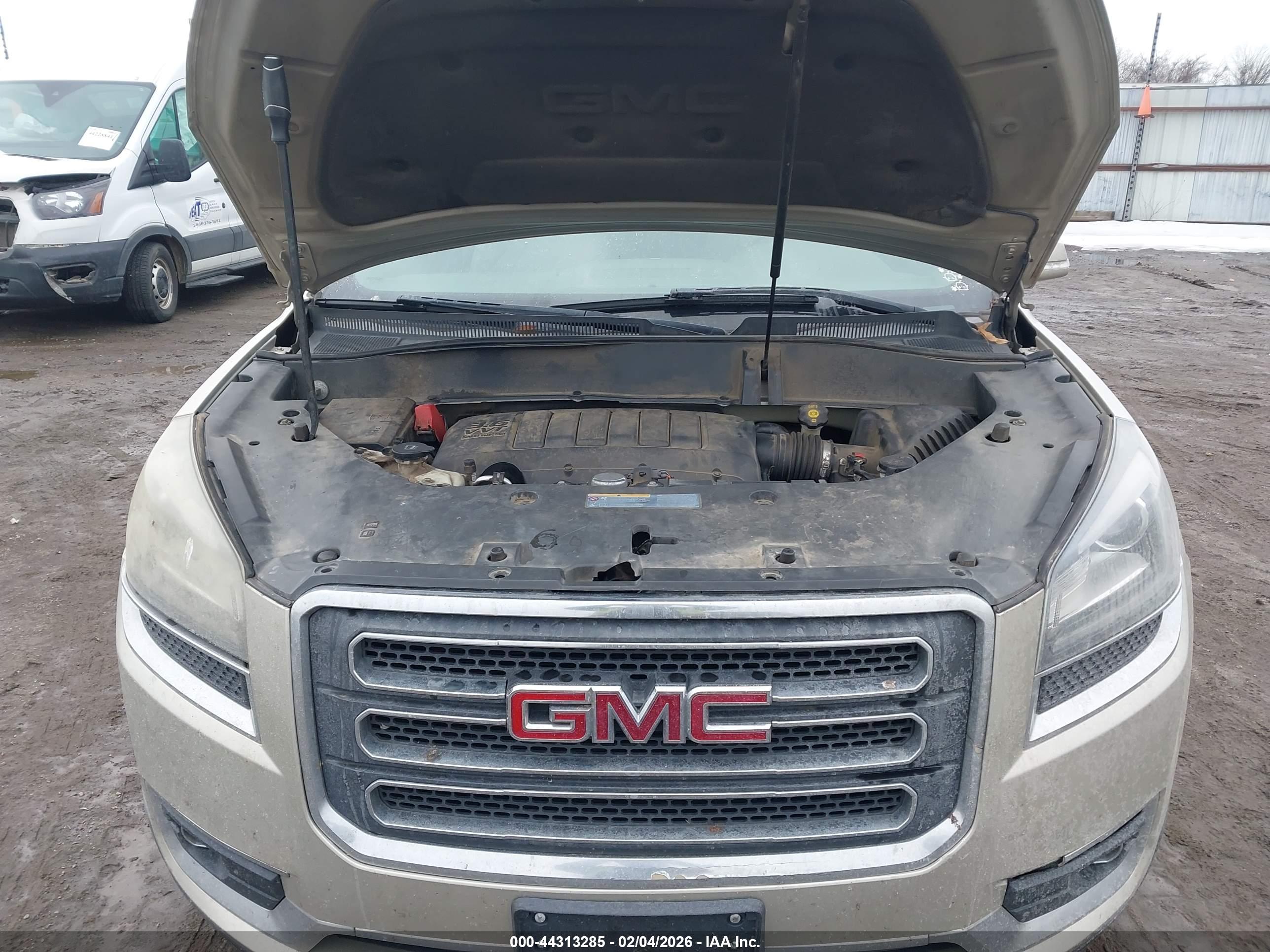 GMC ACADIA image 10