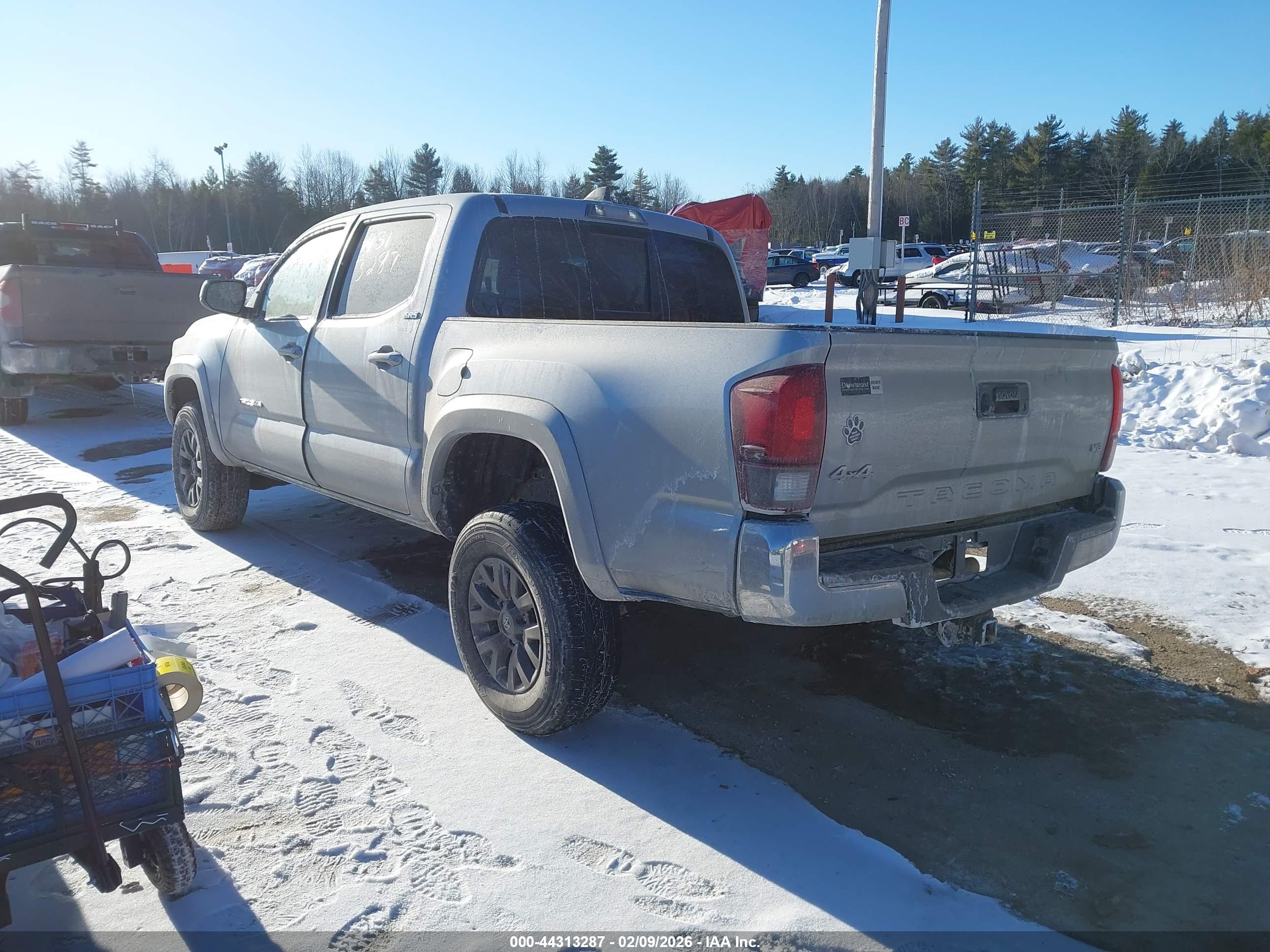 TOYOTA TACOMA image 3