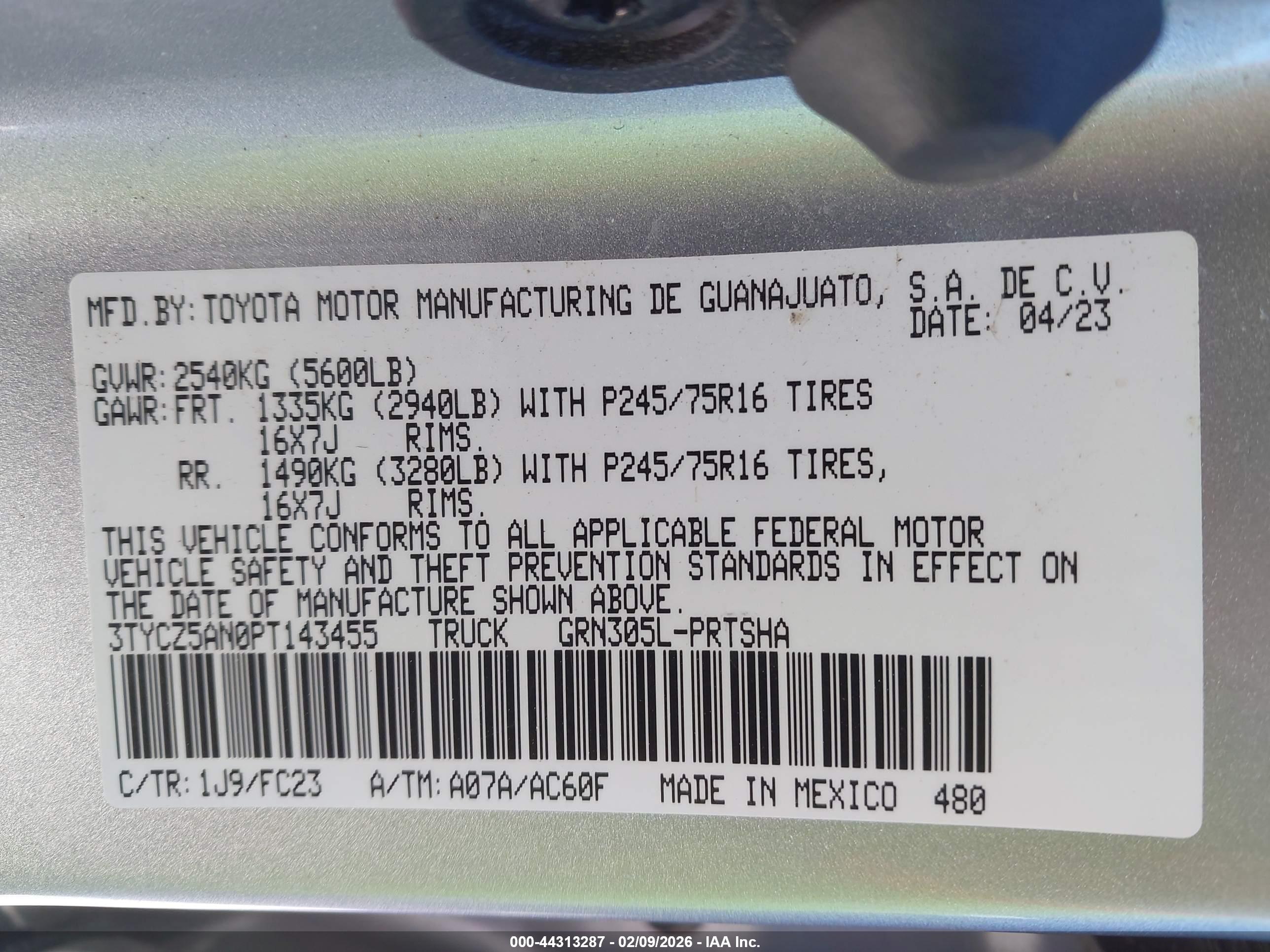 TOYOTA TACOMA image 9