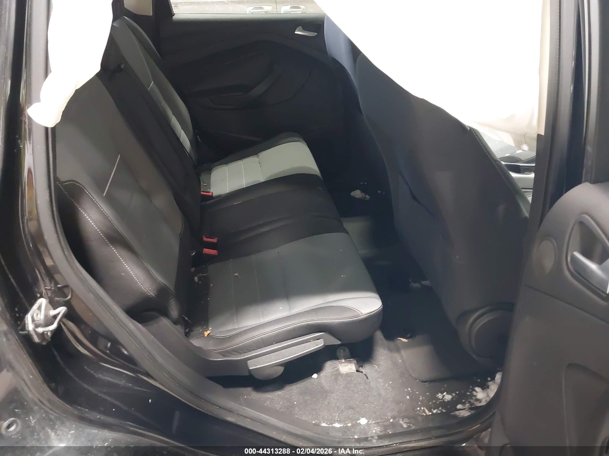 FORD ESCAPE image 8